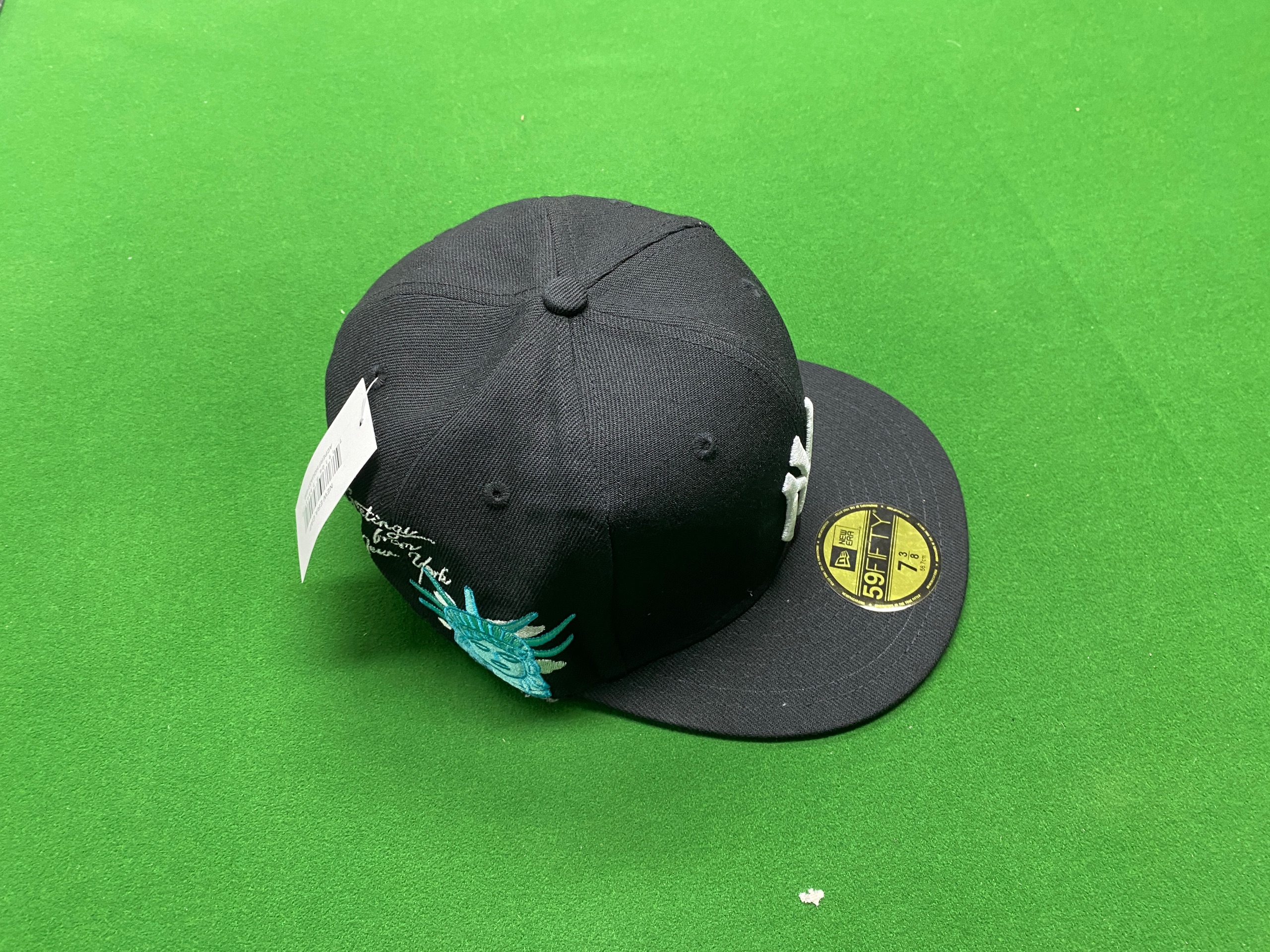 Foto QC 8 de New Era Los Angeles Dodgers Dodger Stadium 50th Anniversary 59FIFTY Cap Cream Black Green