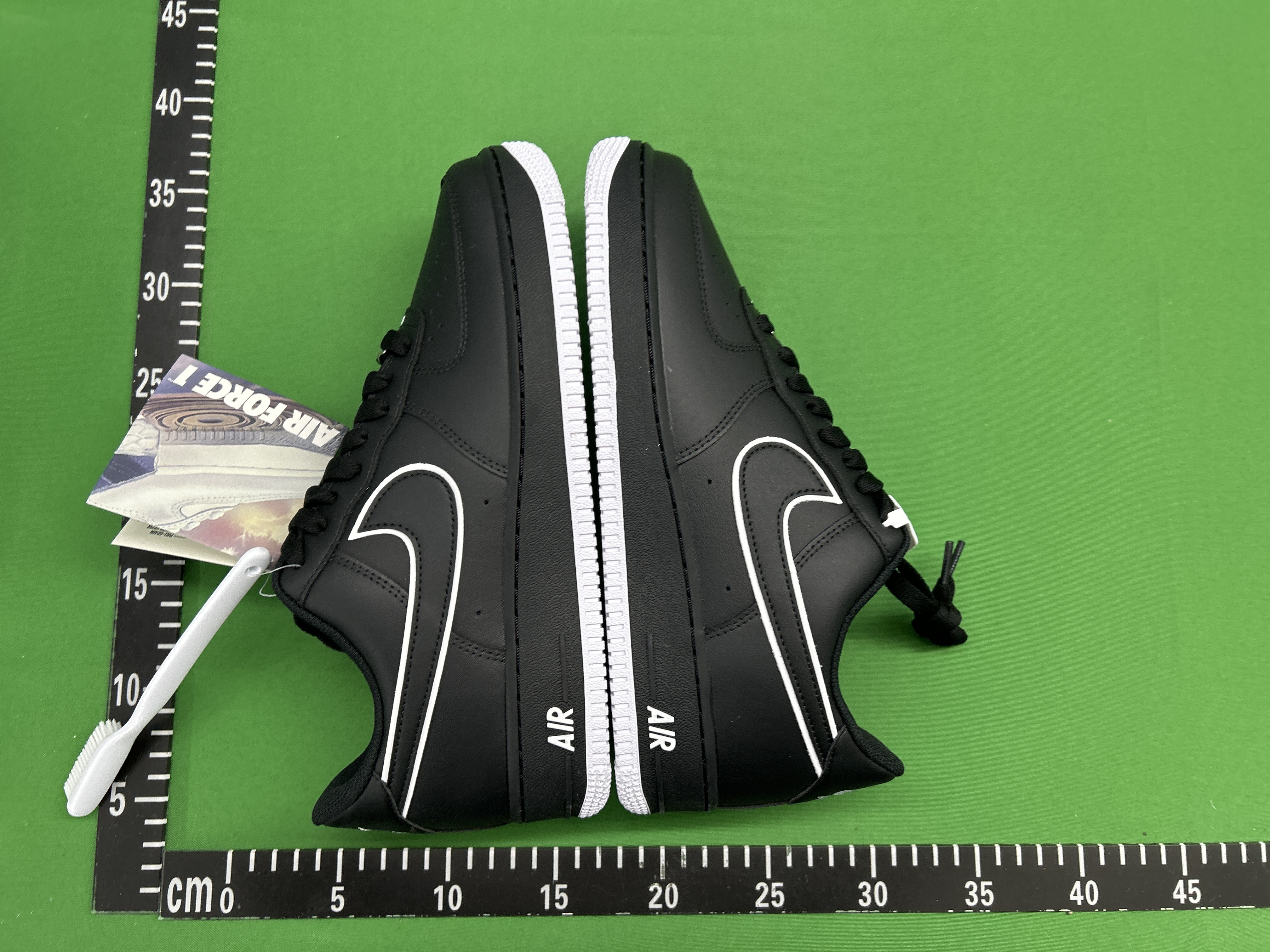 Foto QC 7 de Nike Air Force 1 Mid SP Supreme Grey Suede