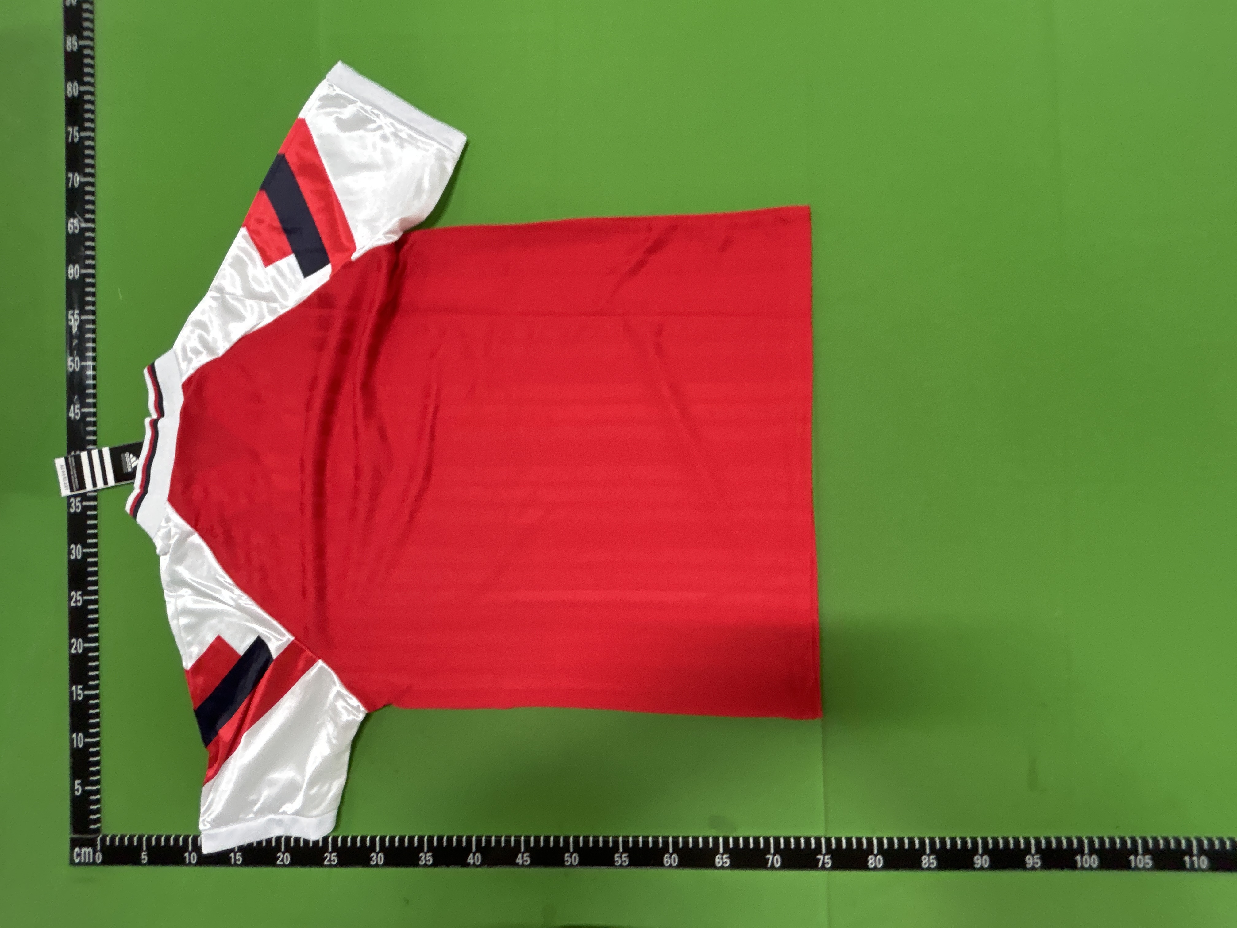 Foto QC 4 de adidas x Liverpool Retro 2008/09 Away Jersey White Green
