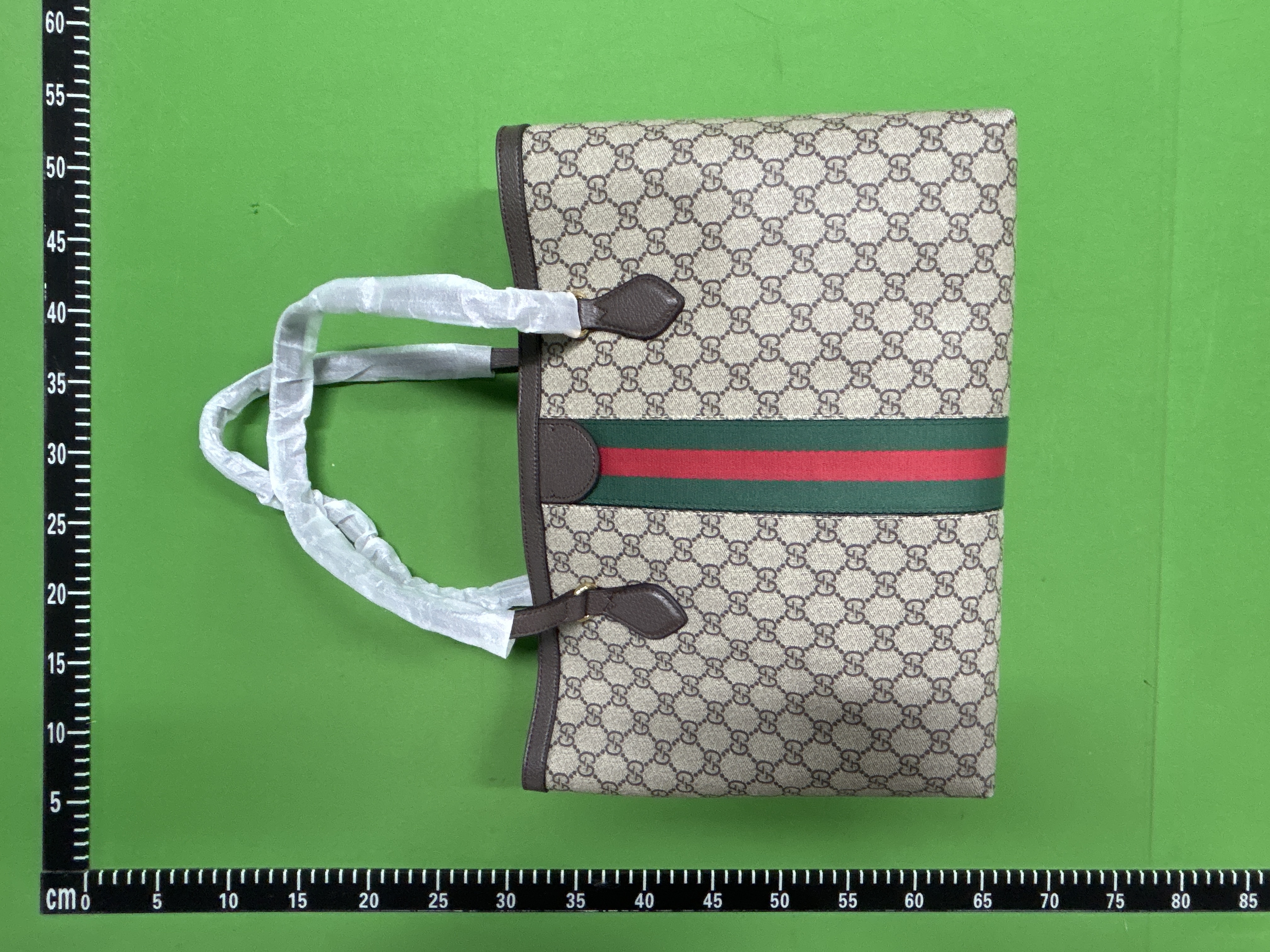 Foto QC 2 de Gucci Ophidia Medium Tote GG Supreme Canvas
