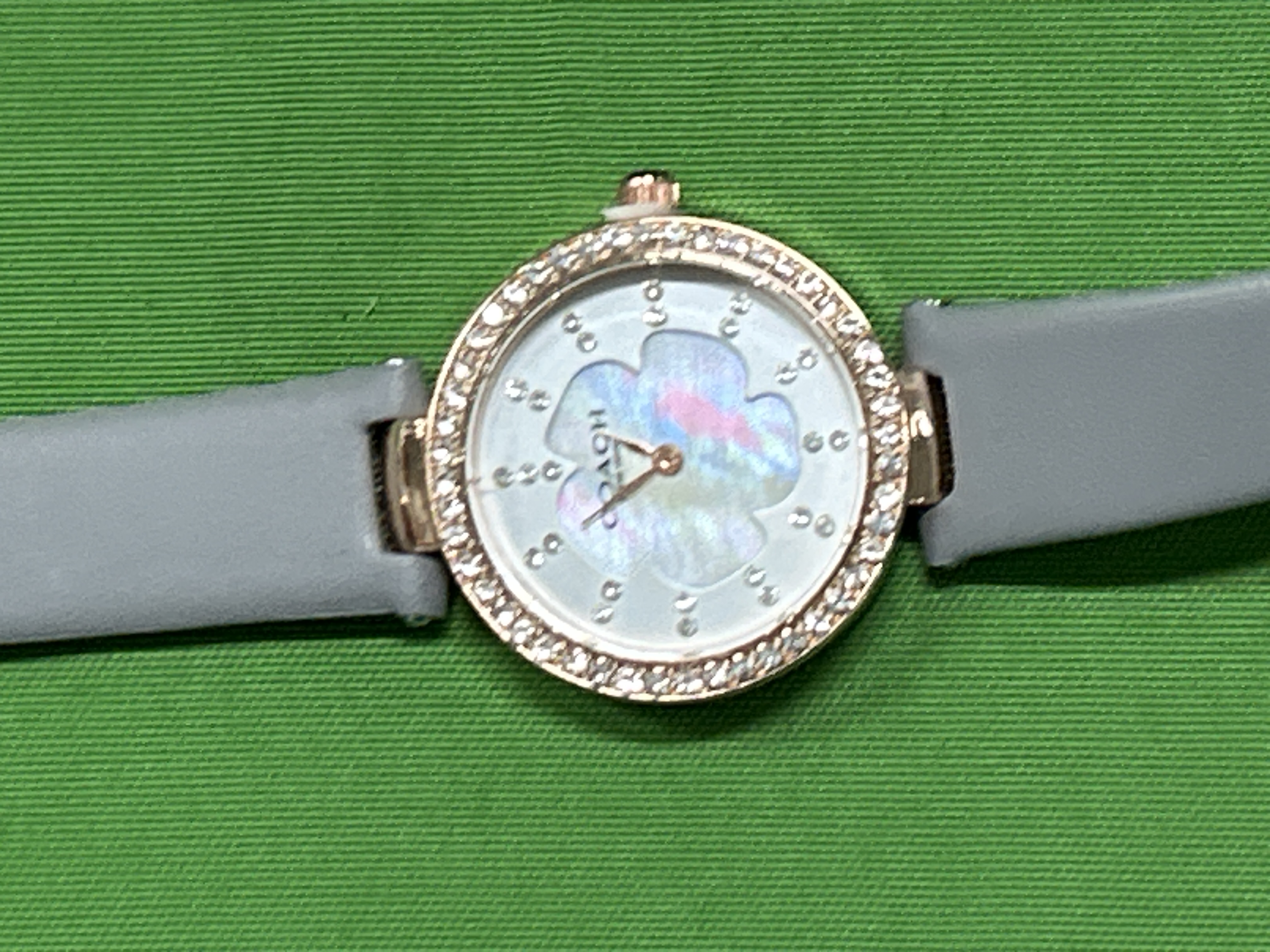 Foto QC 2 de Unbranded Quartz Ladies Double Faced Dial Watch