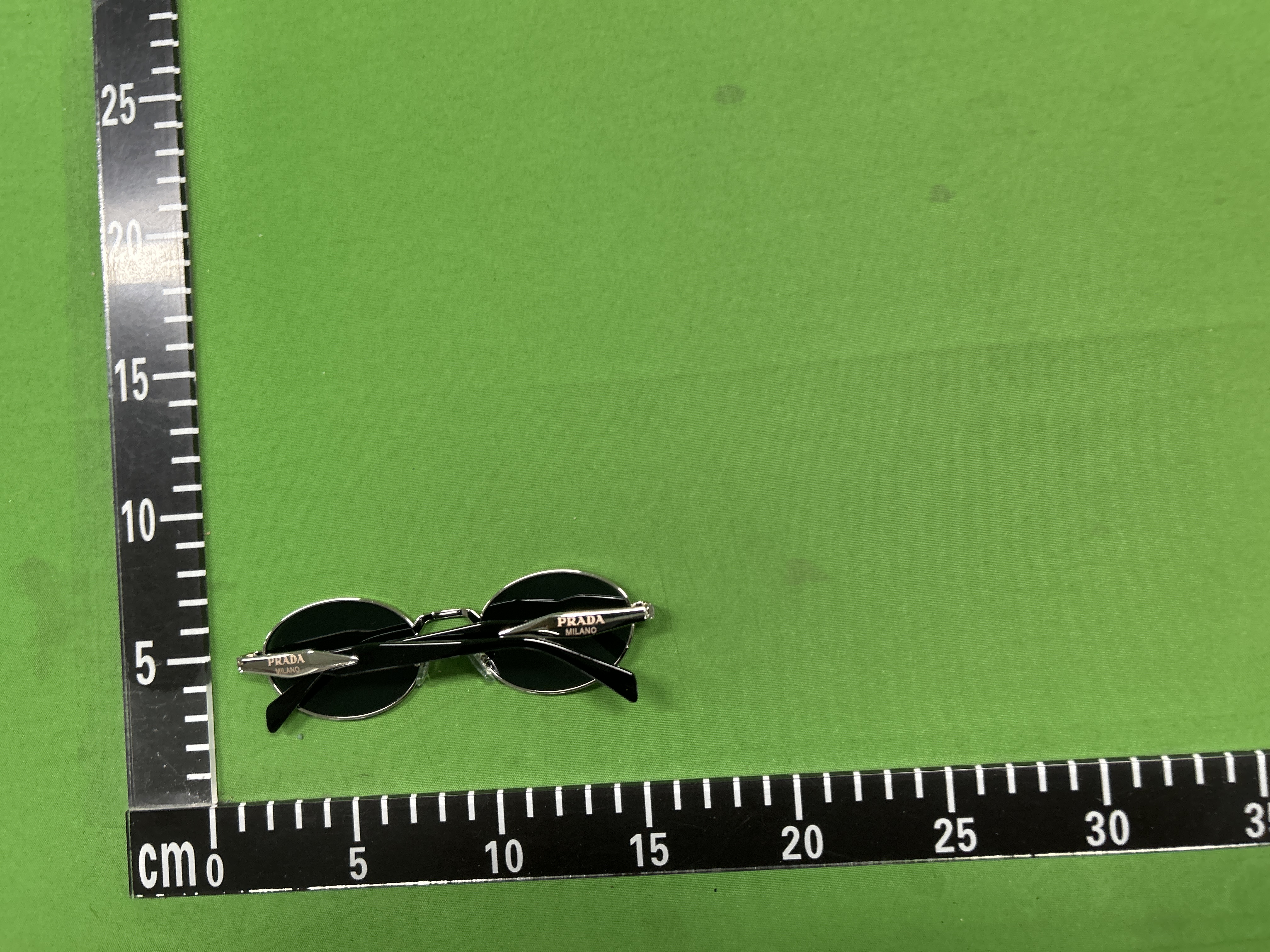 Foto QC 2 de Prada Oval-Frame Metal Eyeglasses Gold Black Clear (8007)