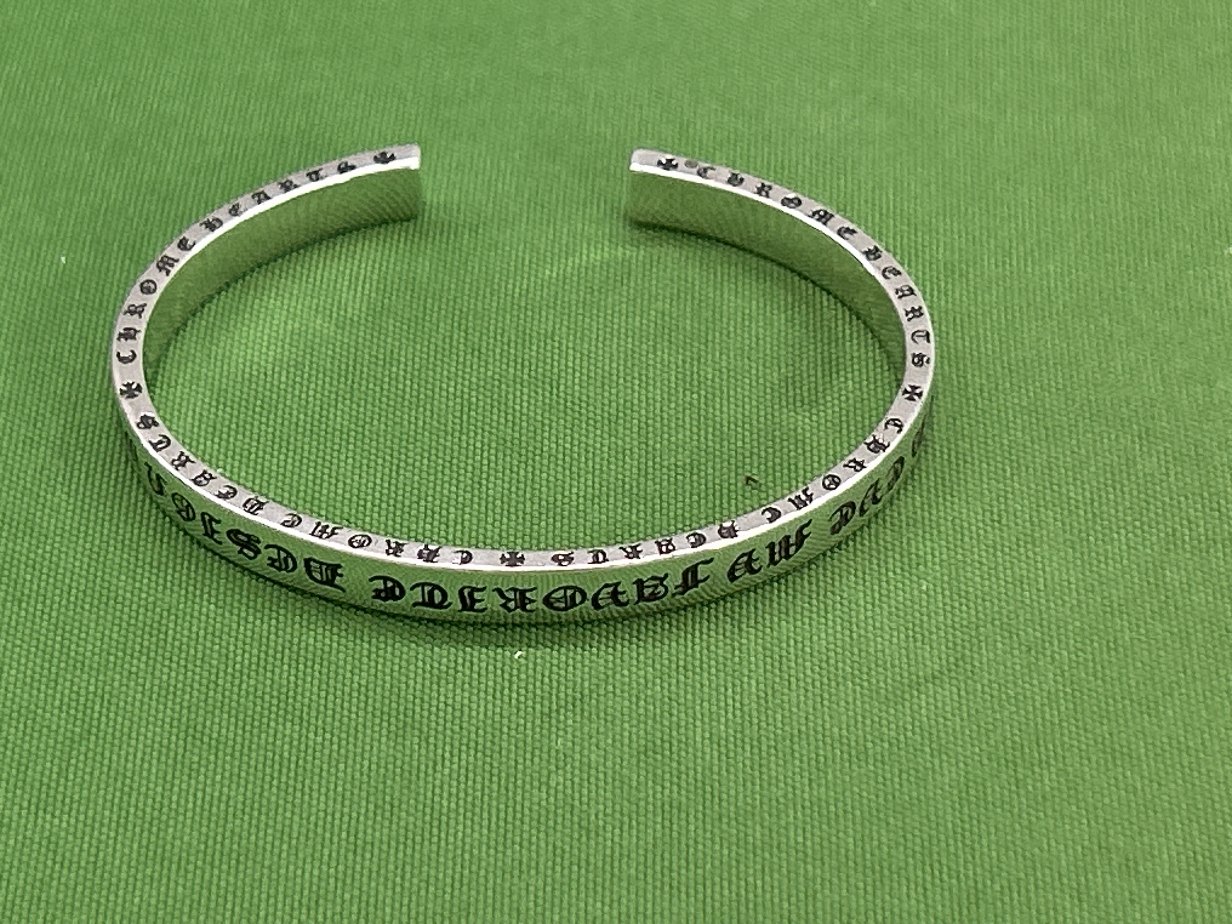 Foto QC 8 de Chrome Hearts Cross Bracelet Silver