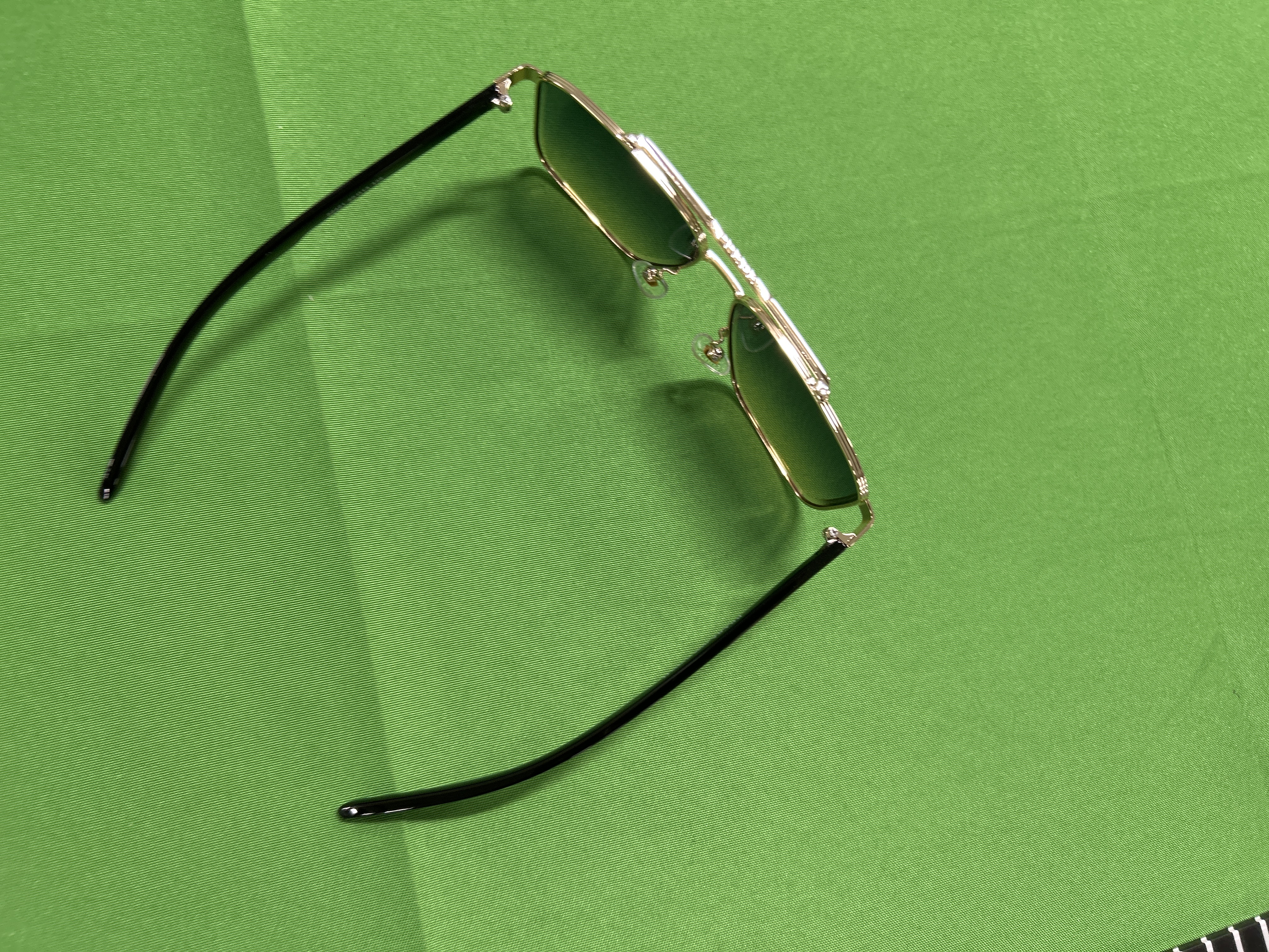 Foto QC 6 de Prada Square-Frame Metal Sunglasses Gold Blue Yellow Gradient (23258)
