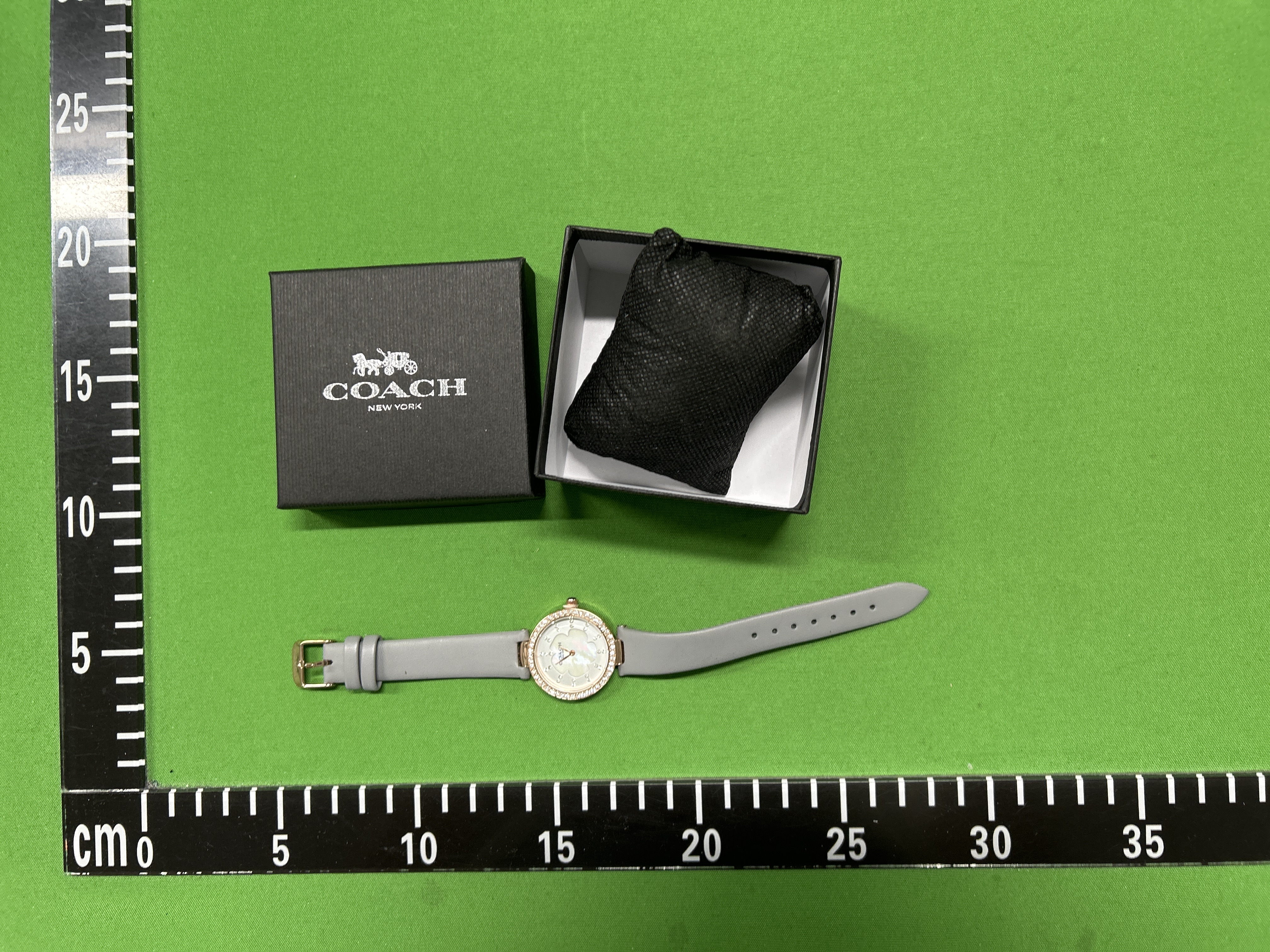 Foto QC 1 de Unbranded Quartz Ladies Double Faced Dial Watch