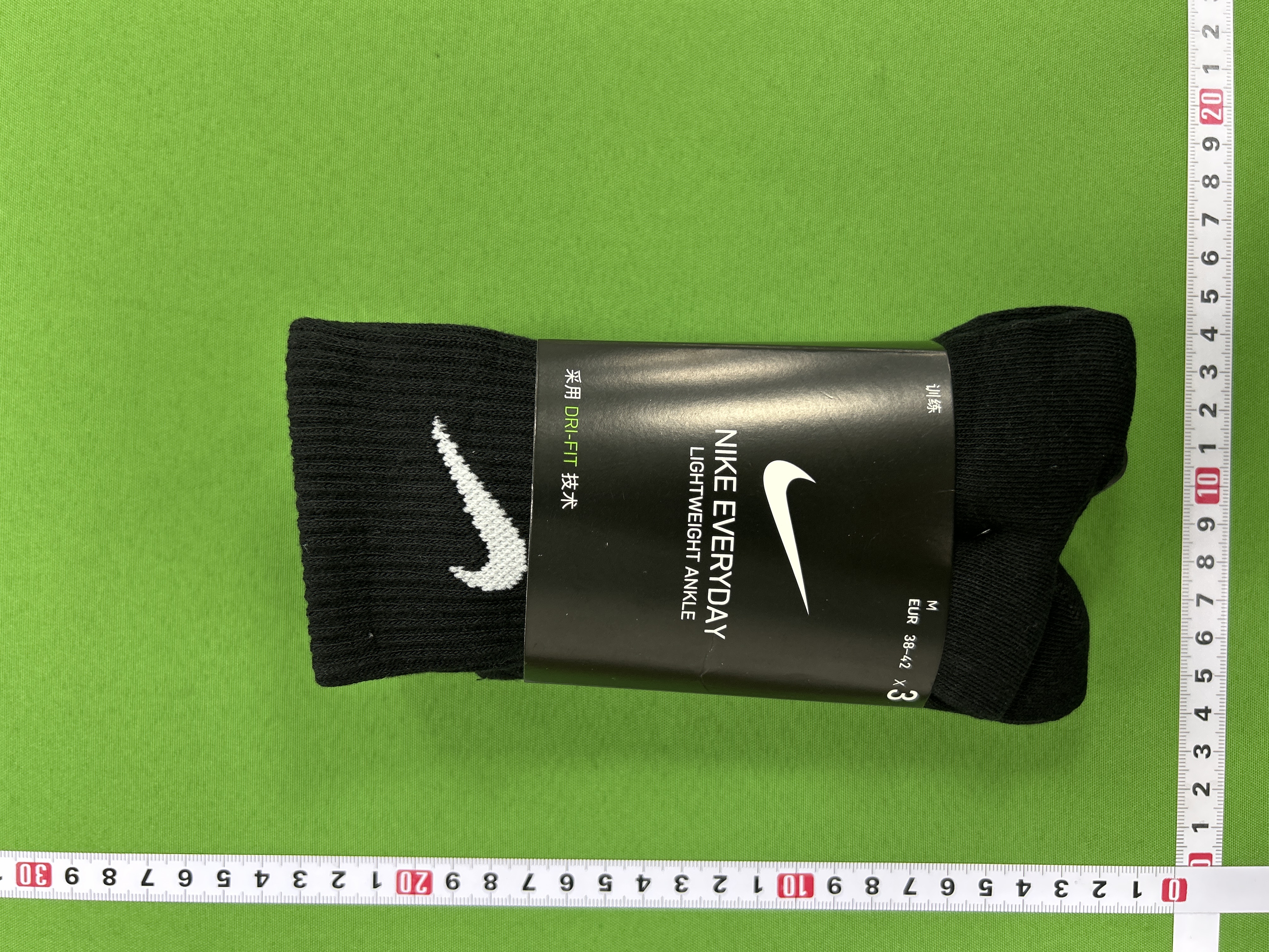 Foto QC 4 de Nike Everyday Crew Socks Lightweight Dri-FIT White