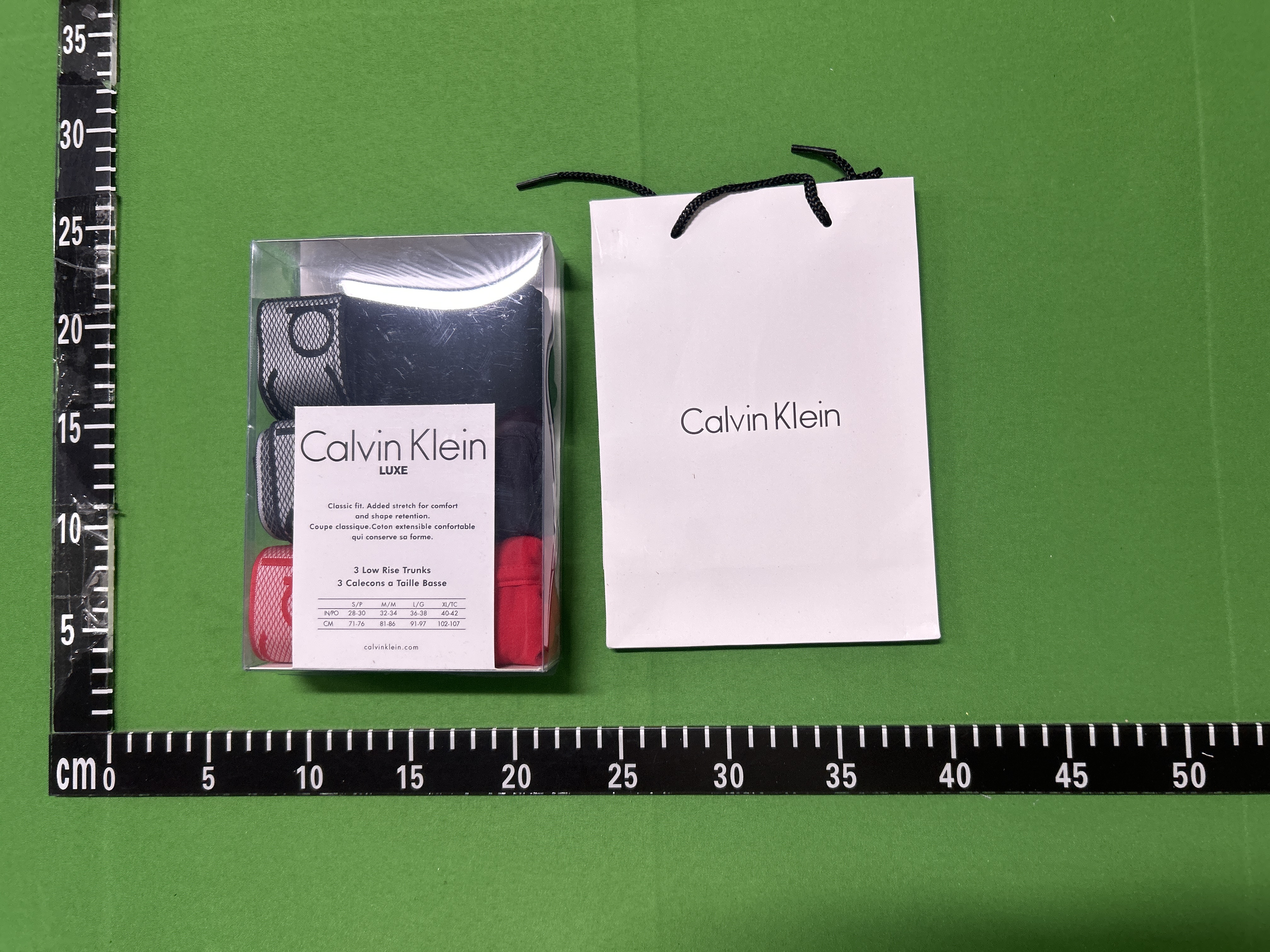 Foto QC 4 de Other Underwear Luxe Low Rise Trunks Black Red