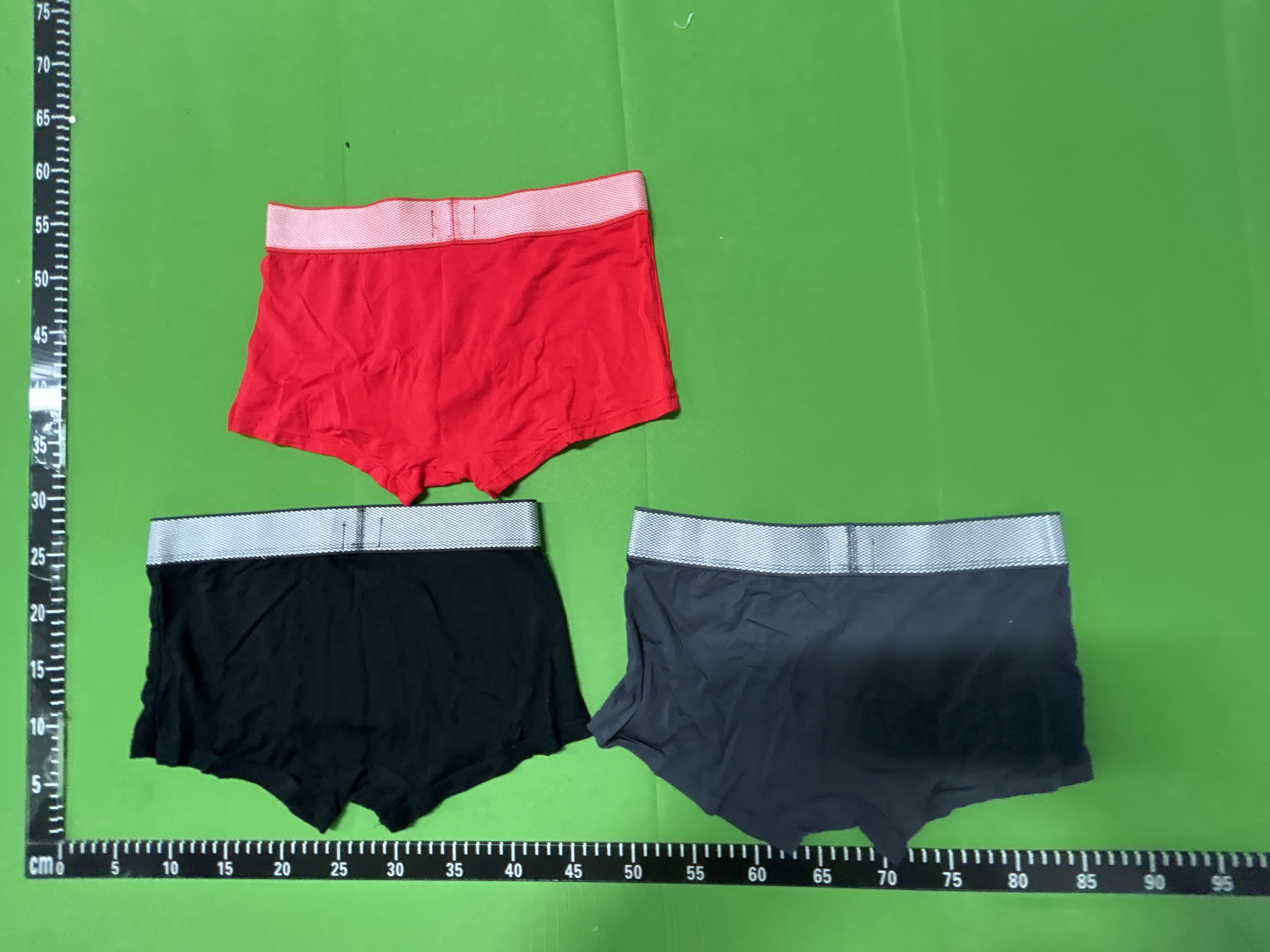 Foto QC 6 de Other Underwear Luxe Low Rise Trunks Black Red