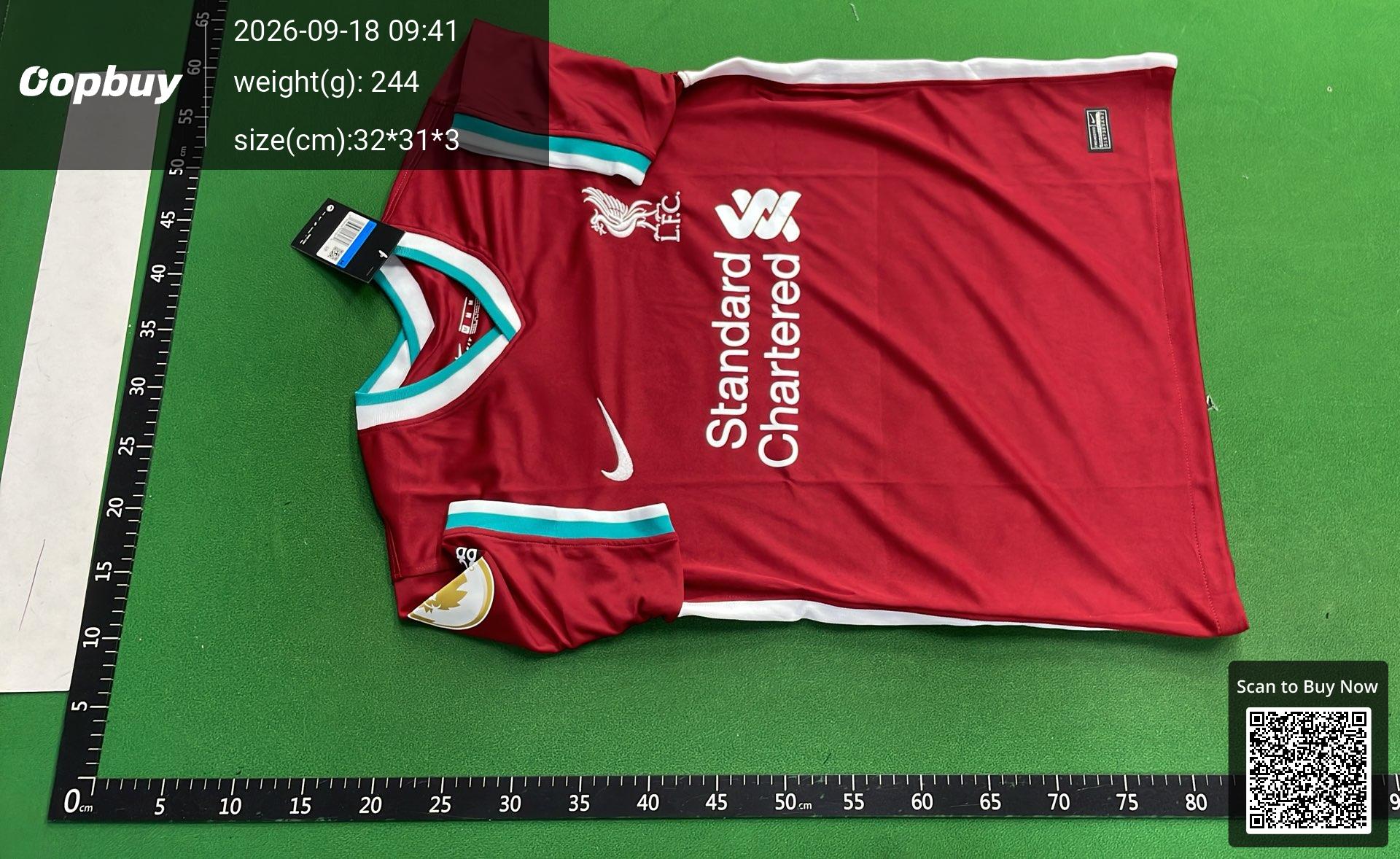 Foto QC 6 de KOCHÉ x Puma x AC Milan 2022/23 Fourth Pixel Jersey Black Red