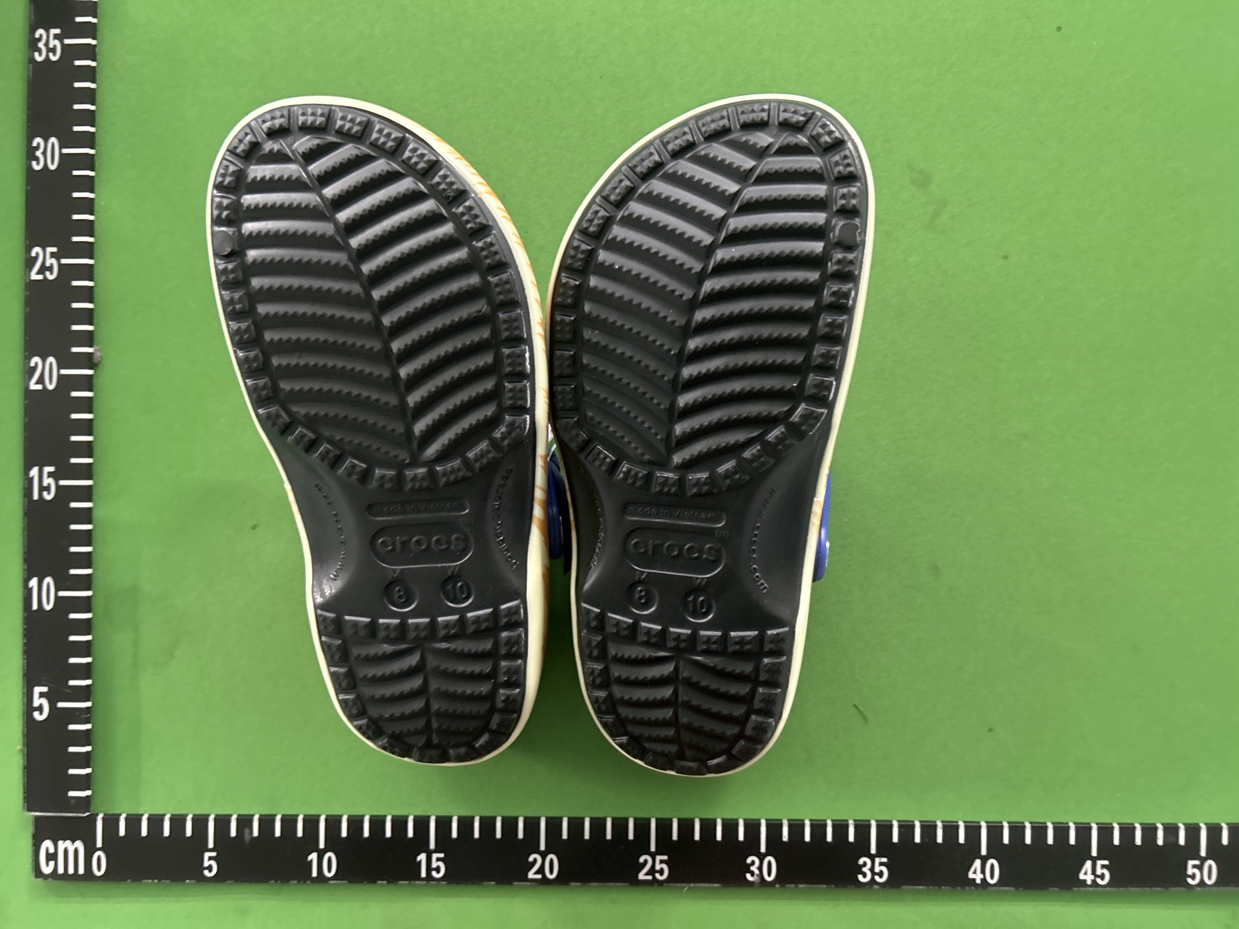 Foto QC 4 de Crocs Classic Clog Foam Dragon Ball Z Goku 210826-90H