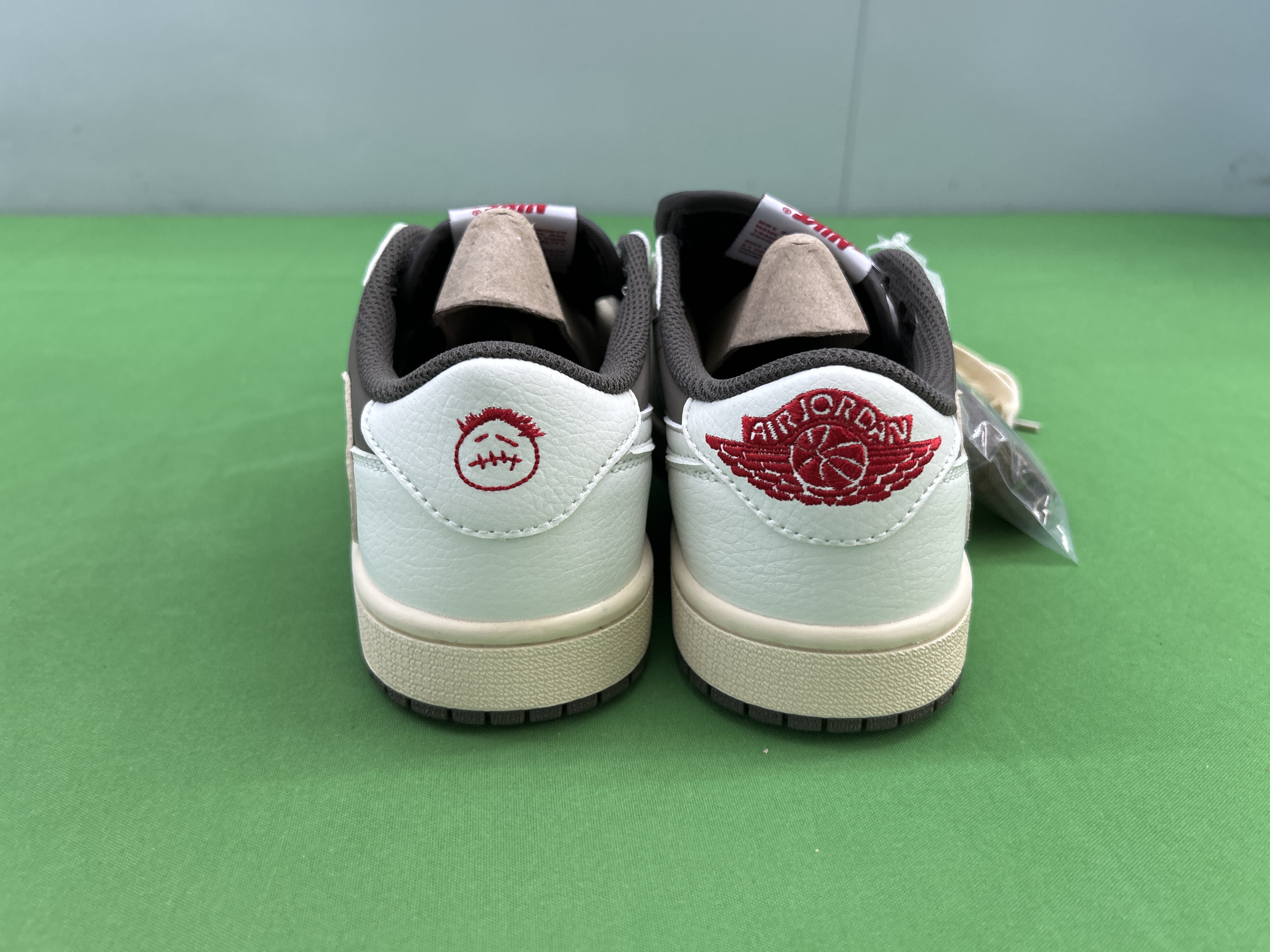 Foto QC 3 de Jordan 1 Retro Low OG SP Travis Scott Black Phantom DM7866-001