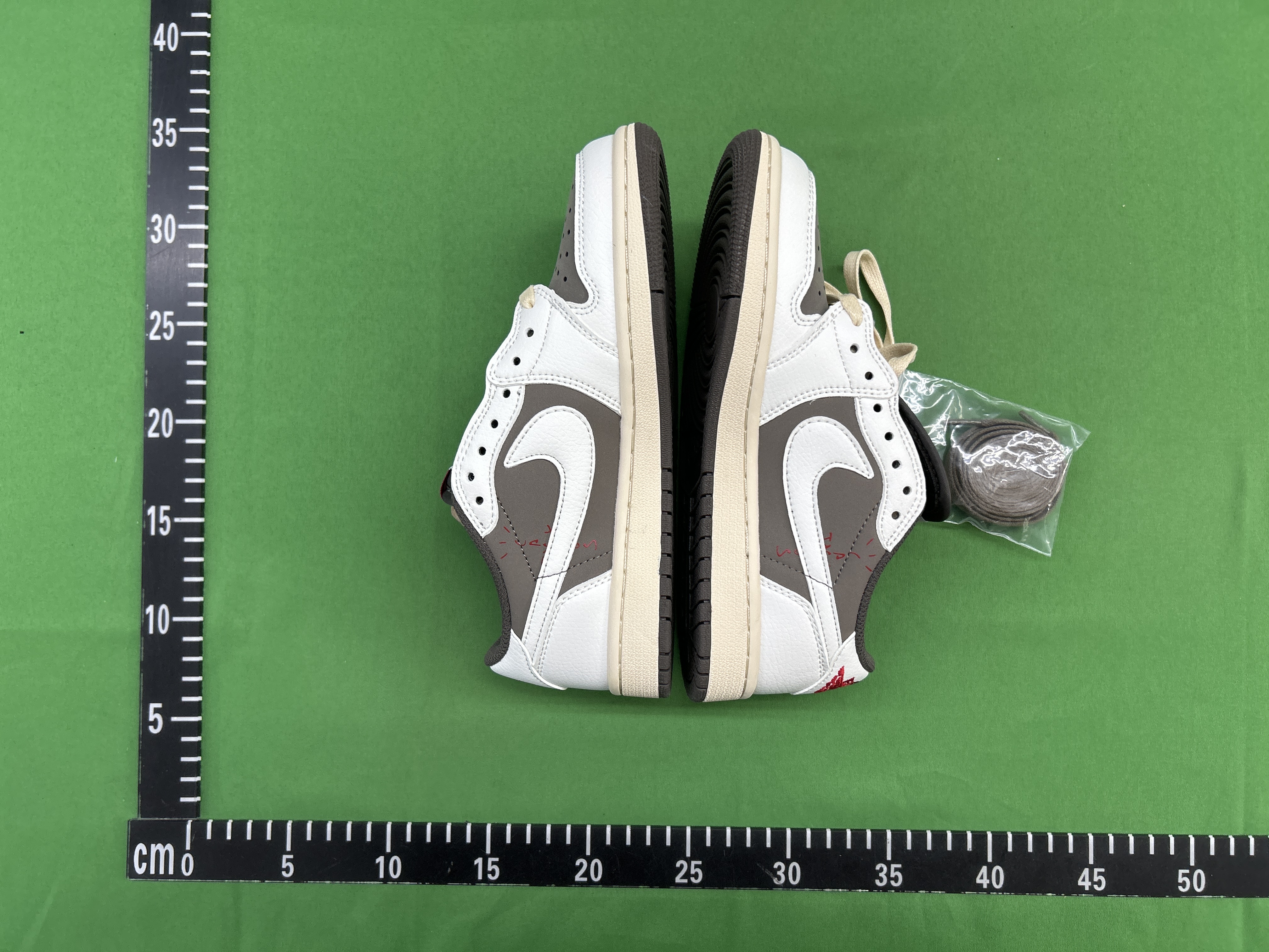 Foto QC 4 de Jordan 1 Retro Low OG SP Travis Scott Black Phantom DM7866-001