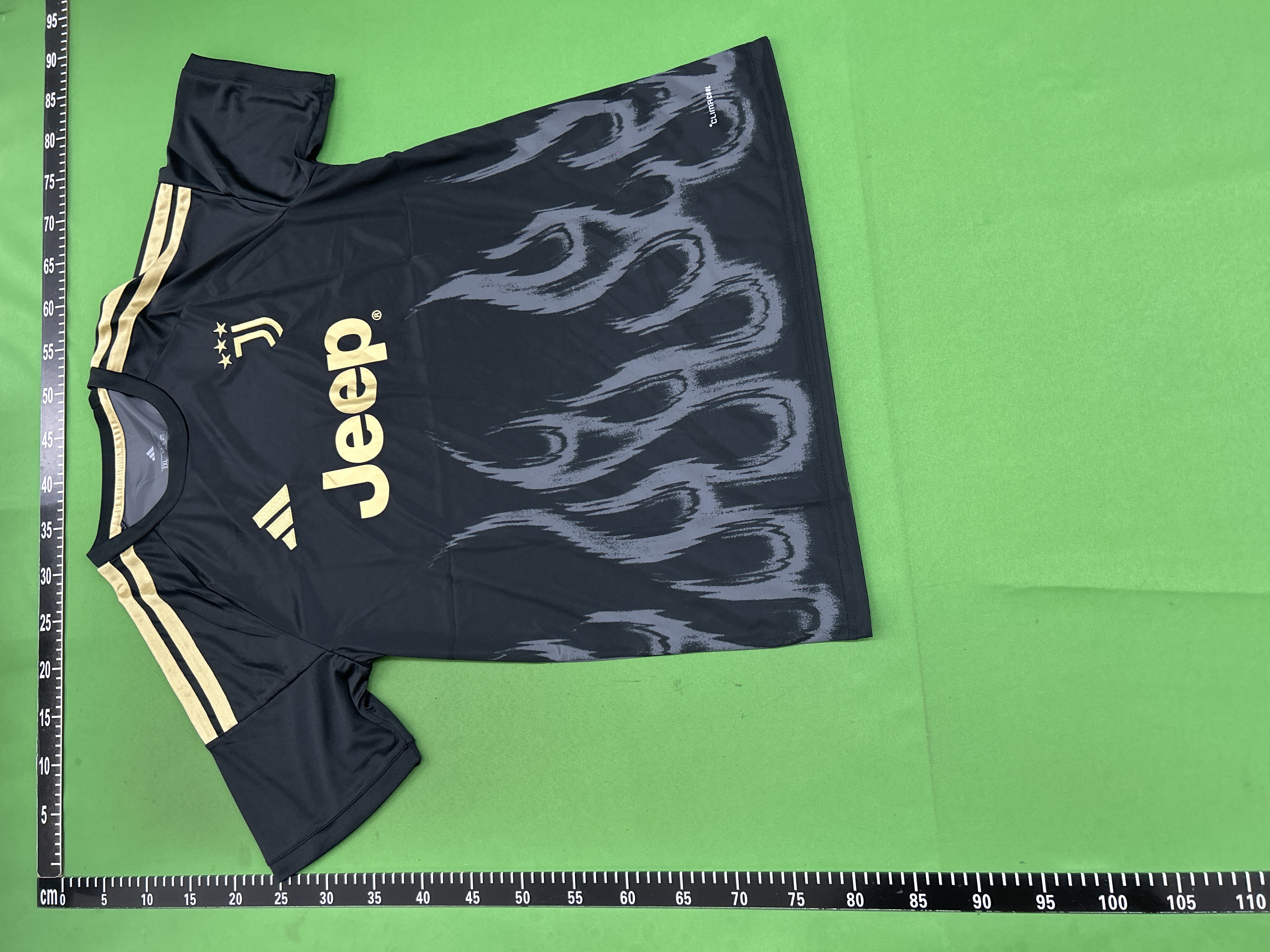 Foto QC 7 de Real Betis x Málaga CF x Spain x ACF Fiorentina 2024/25 Joaquín Tribute Mashup Fan Version Jersey Multicolor