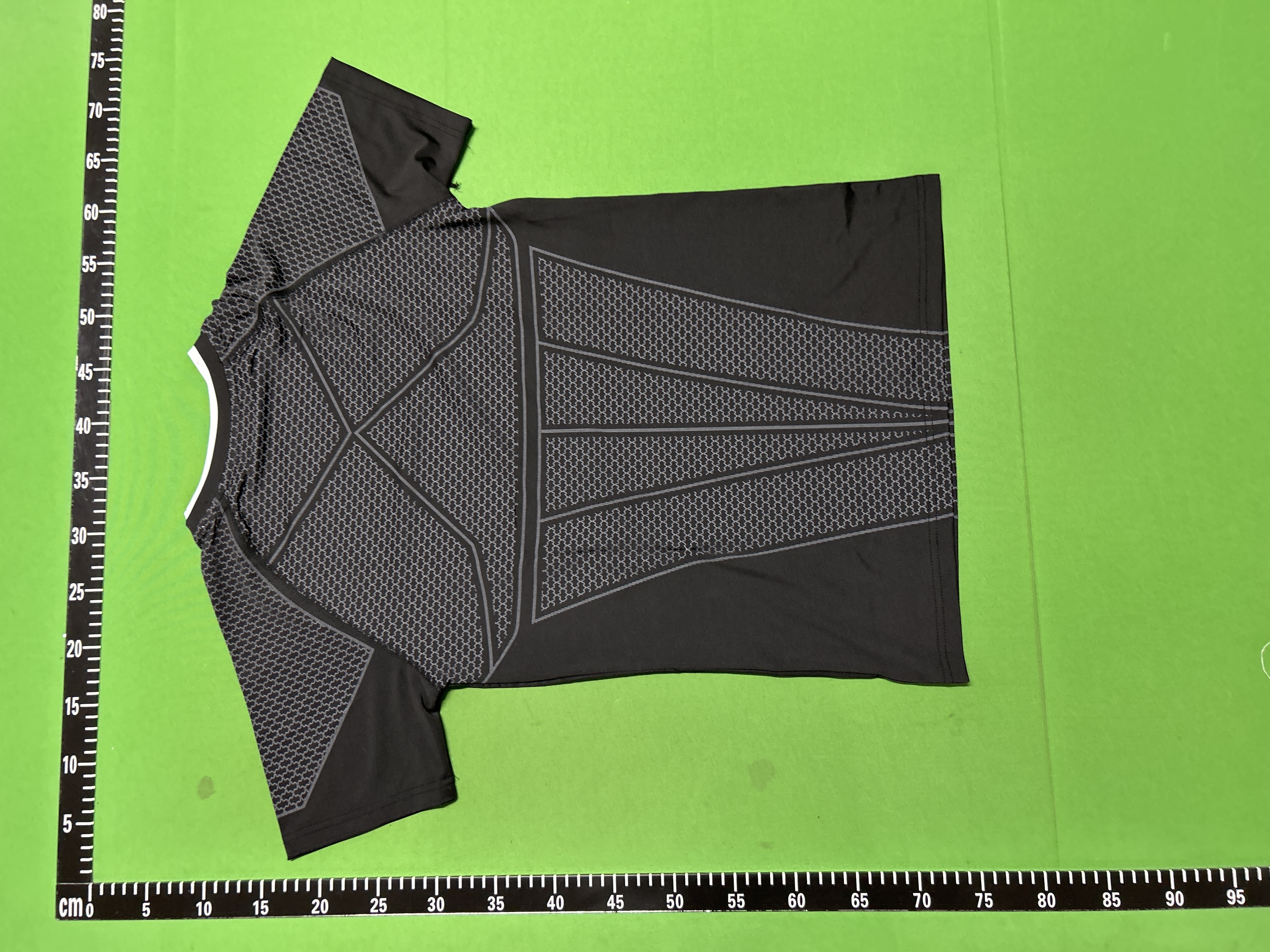 Foto QC 8 de YoungLA The Dark Knight T-shirt Batman Logo Black