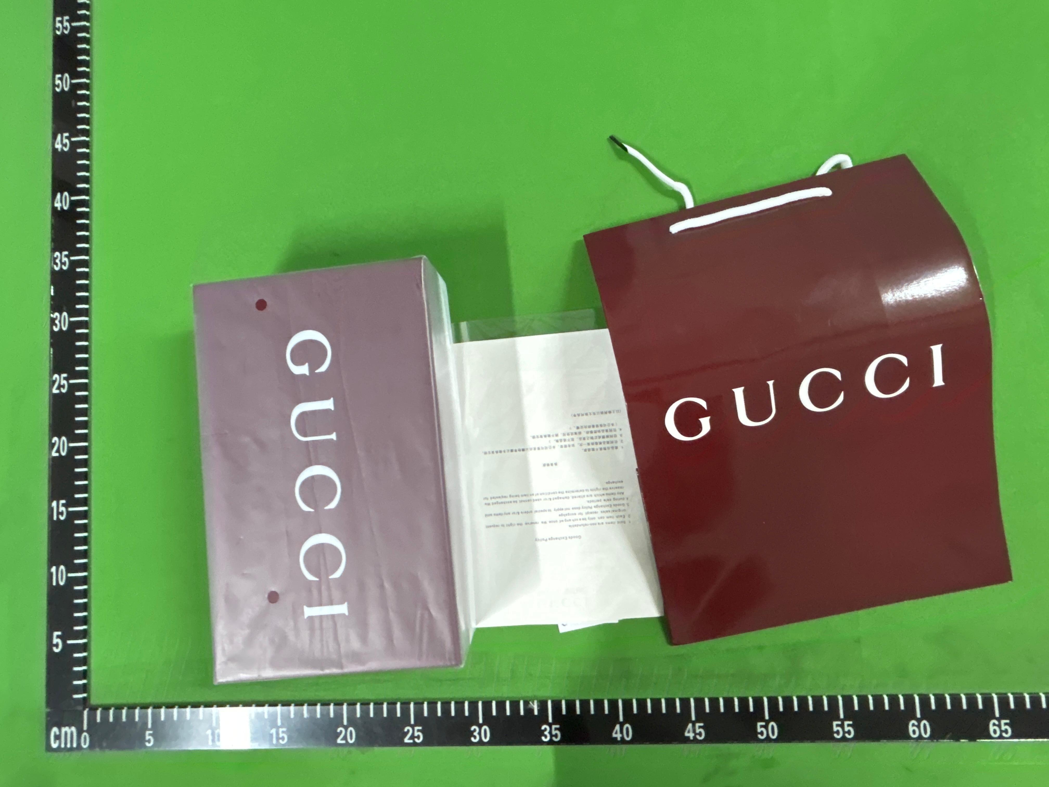 Foto QC 4 de Gucci GG Supreme Mini Chain Bag