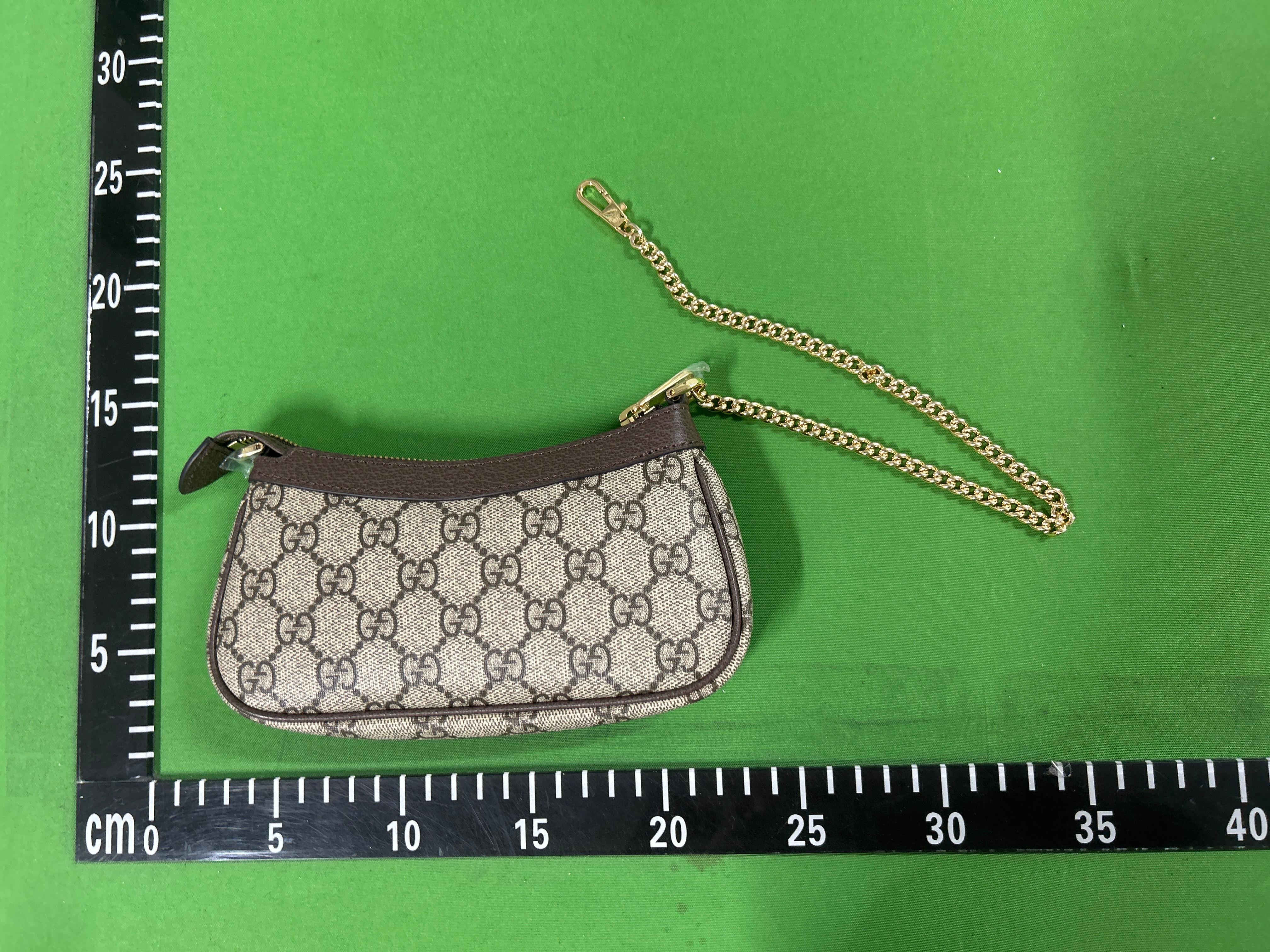 Foto QC 7 de Gucci GG Supreme Mini Chain Bag