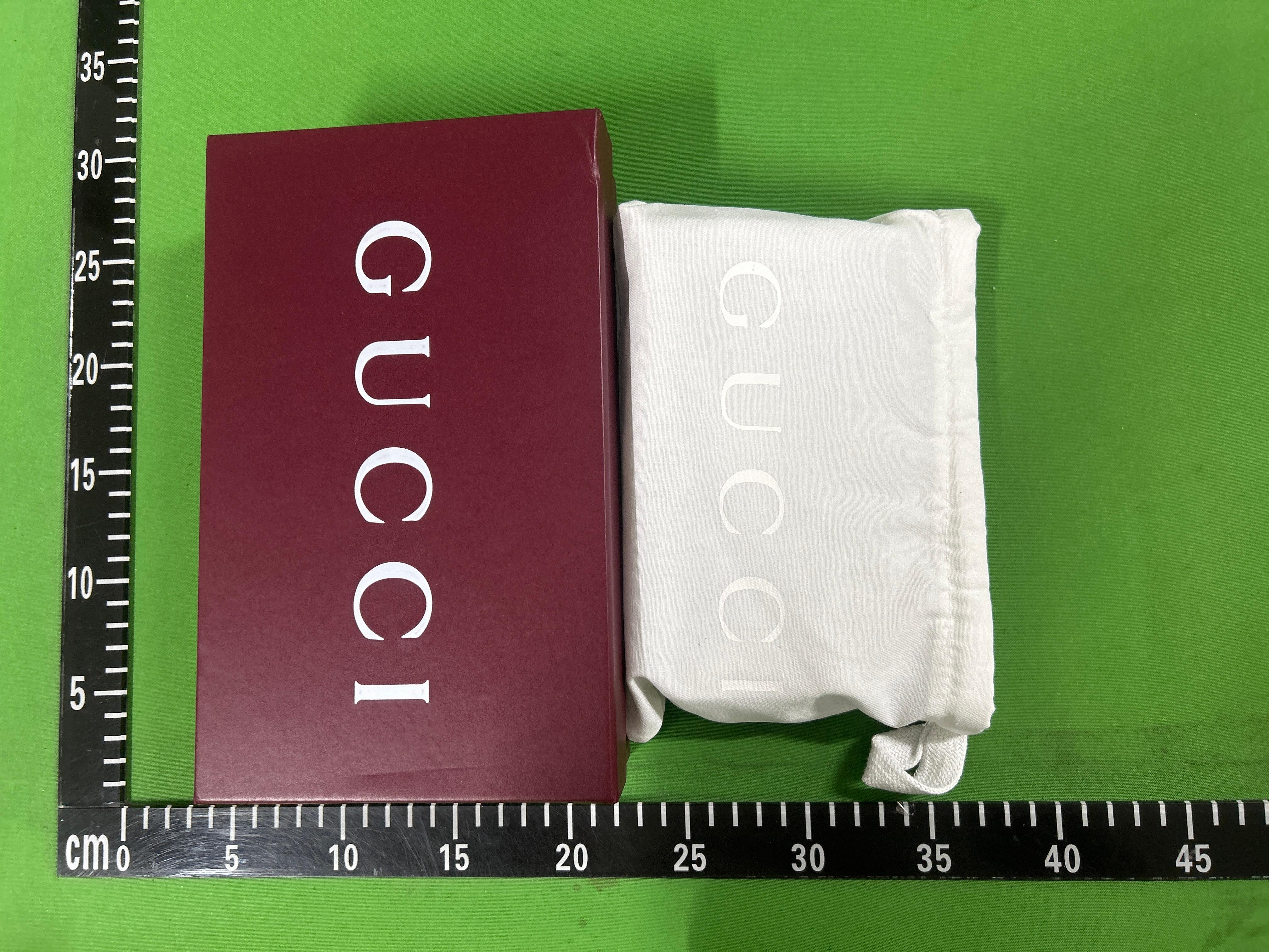 Foto QC 5 de Gucci GG Supreme Mini Chain Bag