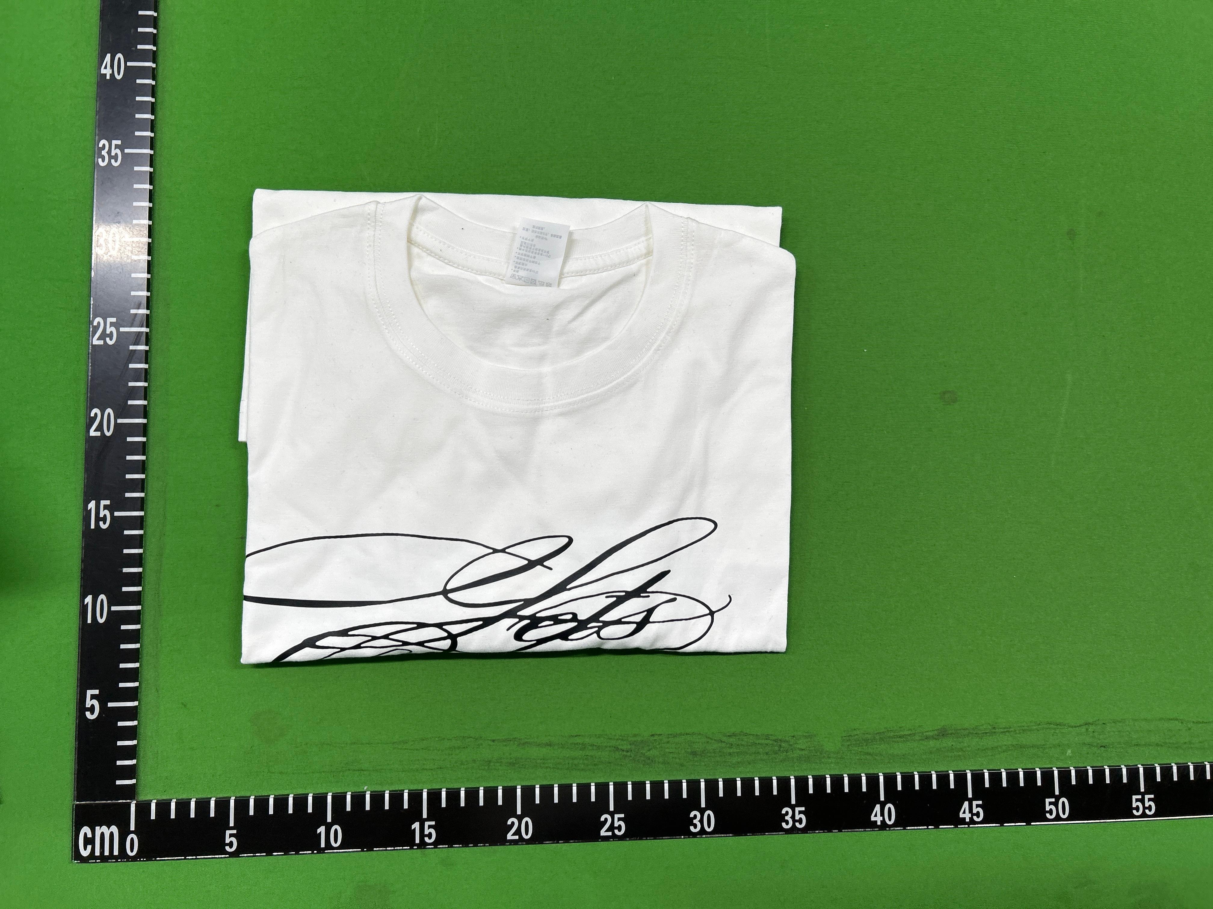 Foto QC 2 de Other T-shirt Script Logo White