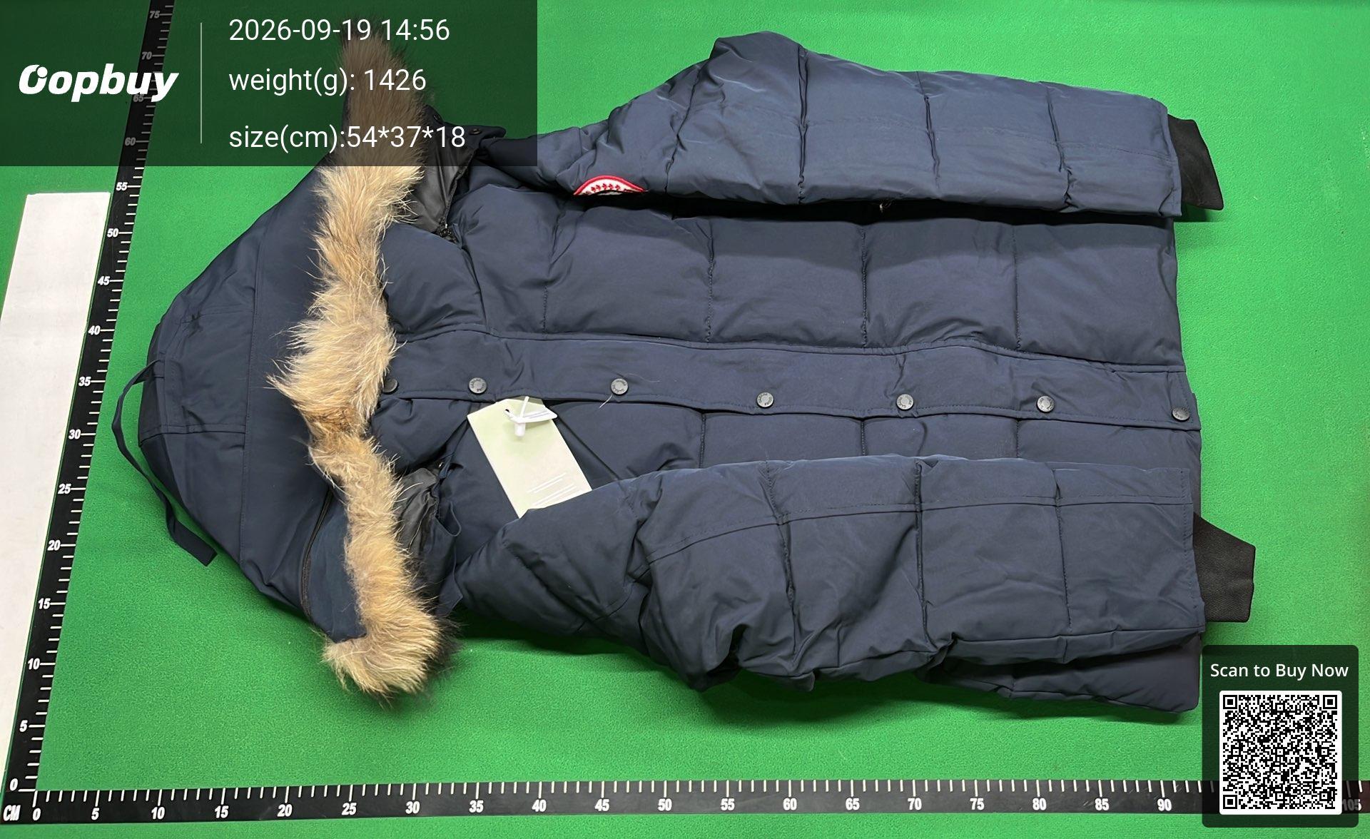 Foto QC 6 de Moose Knuckles Down Puffer Jacket Fur Red