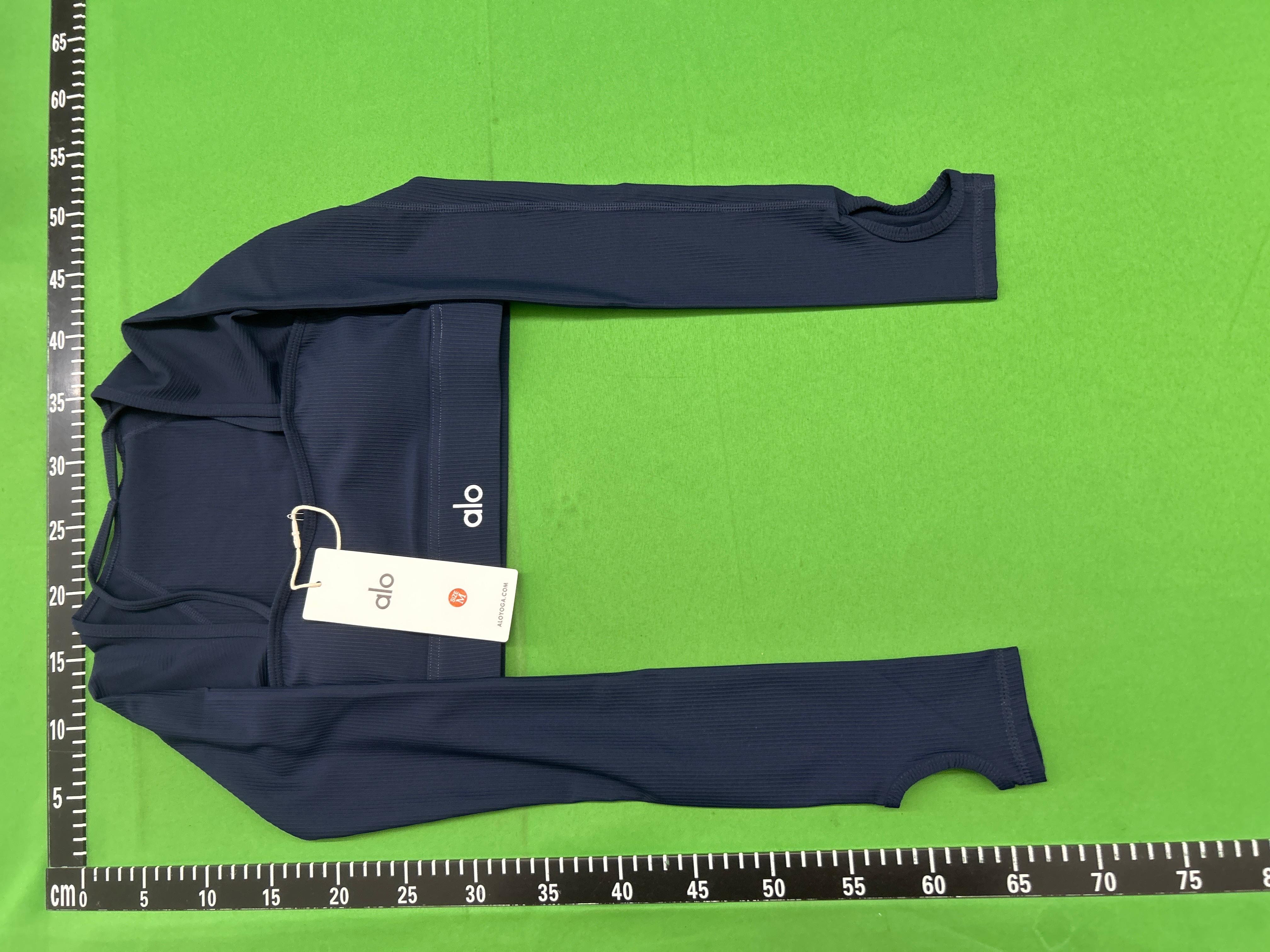 Foto QC 2 de Alo Yoga Ribbed Set 2-Piece Electric Blue