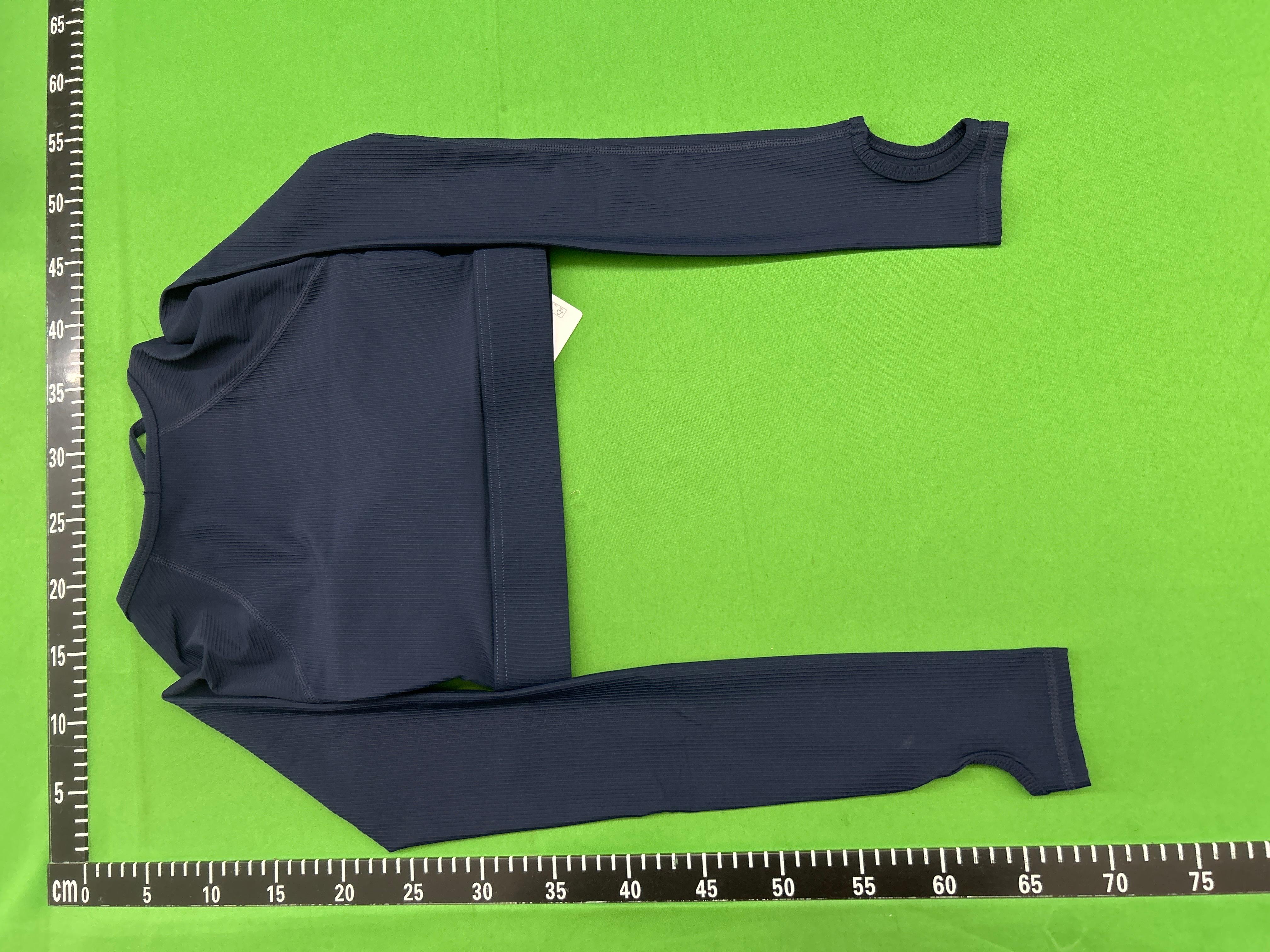 Foto QC 3 de Alo Yoga Ribbed Set 2-Piece Electric Blue
