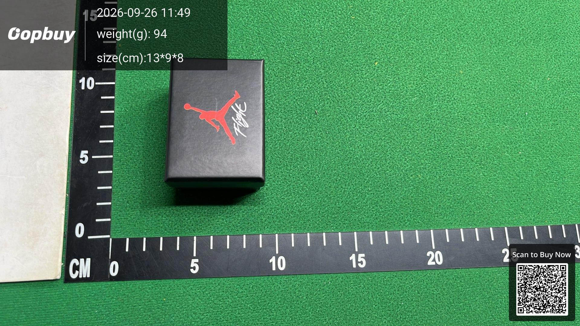 Foto QC 5 de Nike Air Jordan 4 Keychain