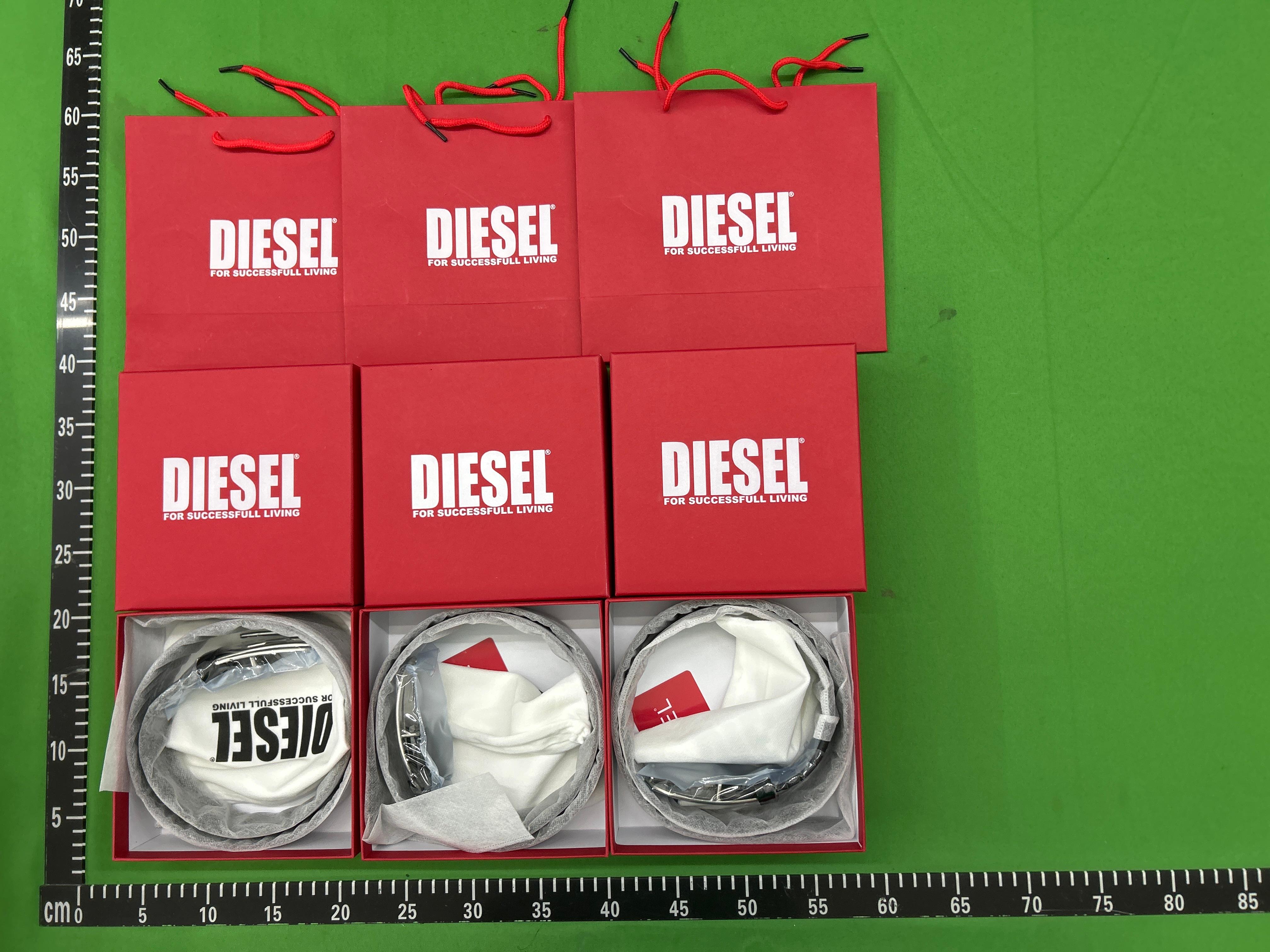 Foto QC 1 de Diesel B-1DR Logo Buckle Belt Black