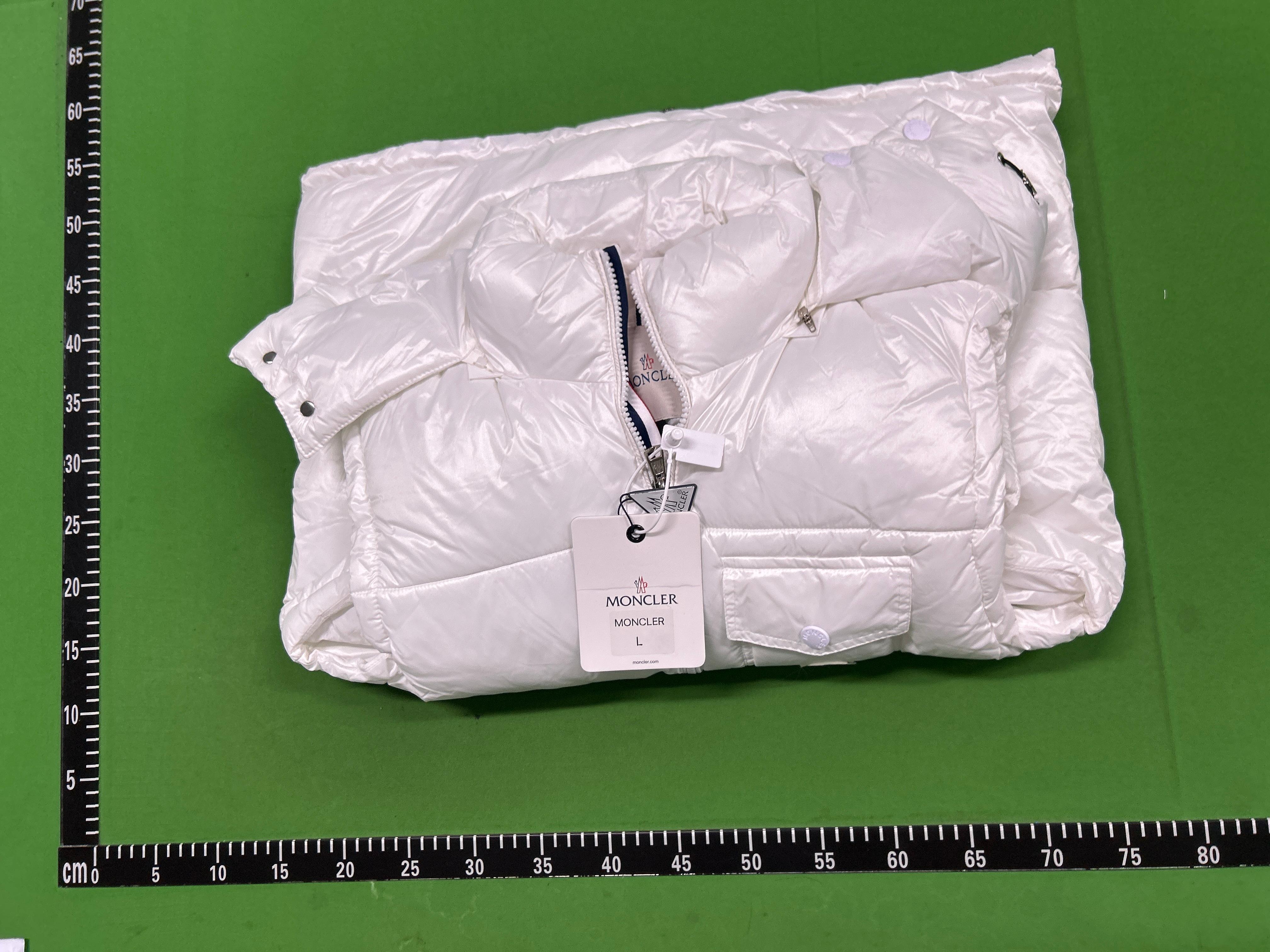 Foto QC 1 de Tommy Hilfiger Puffer Jacket Hooded Black