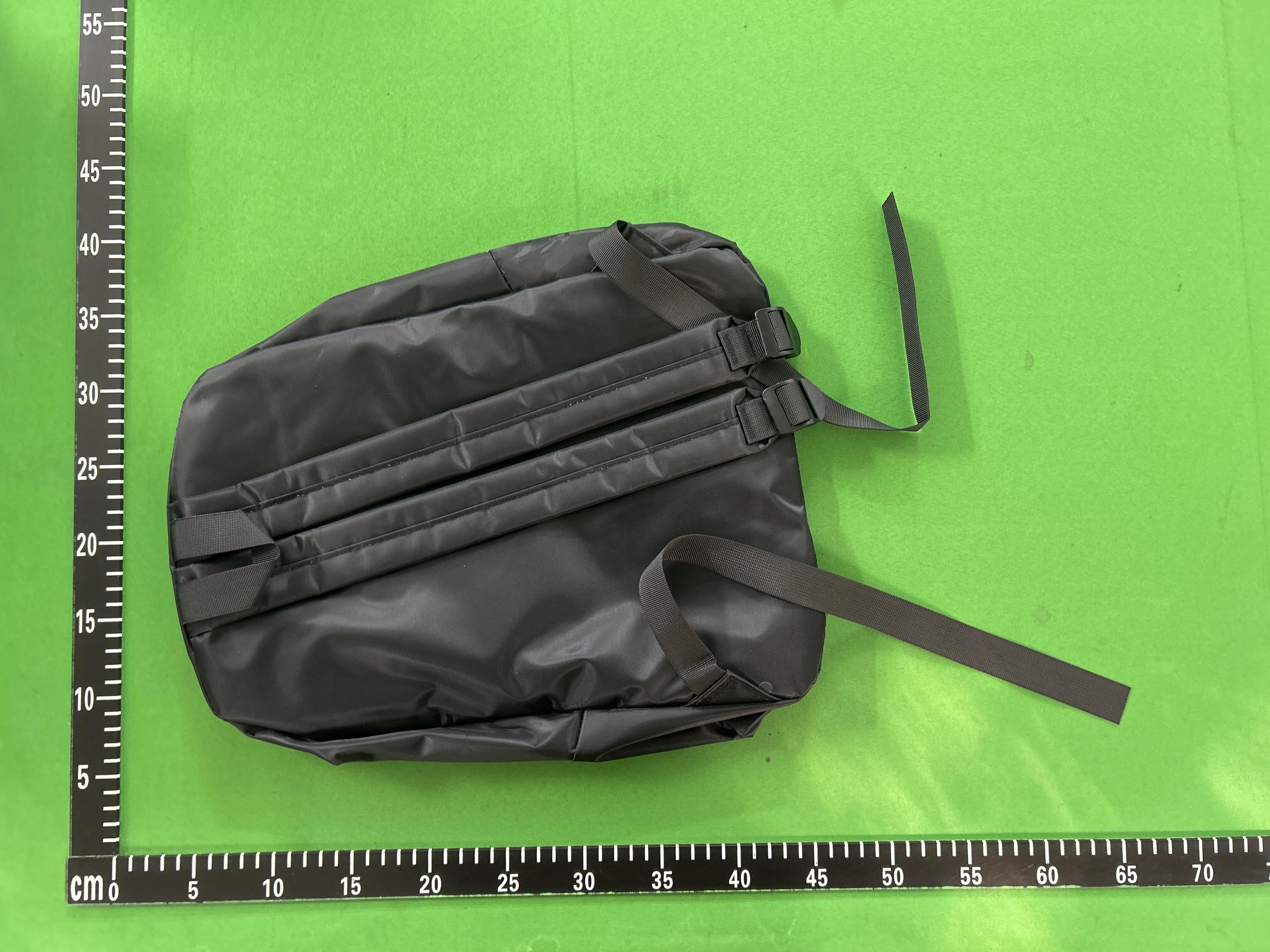 Foto QC 2 de Other Shark Graffiti Backpack Blue Camouflage
