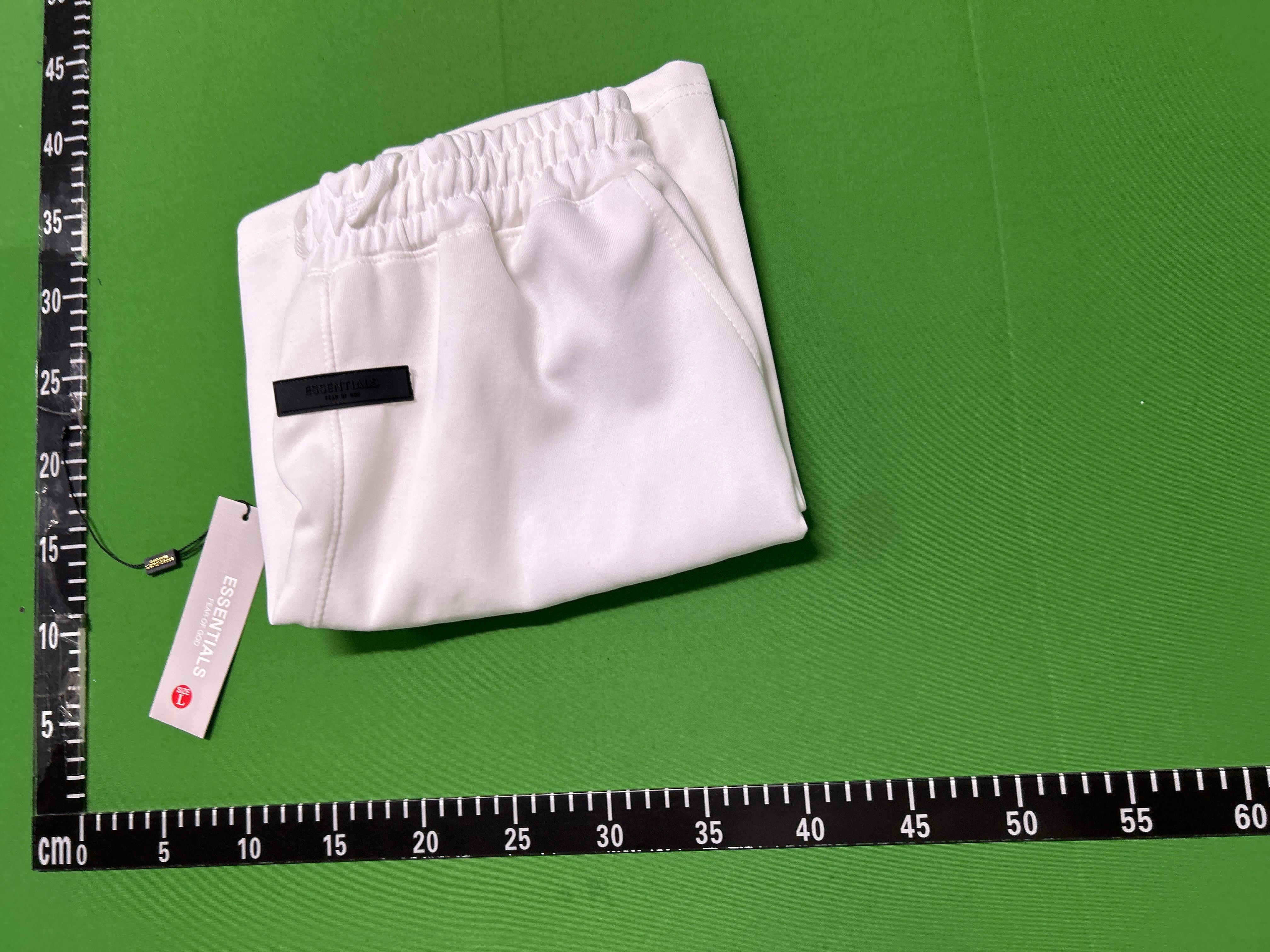 Foto QC 1 de Fear of God Essentials Sweat Shorts Black
