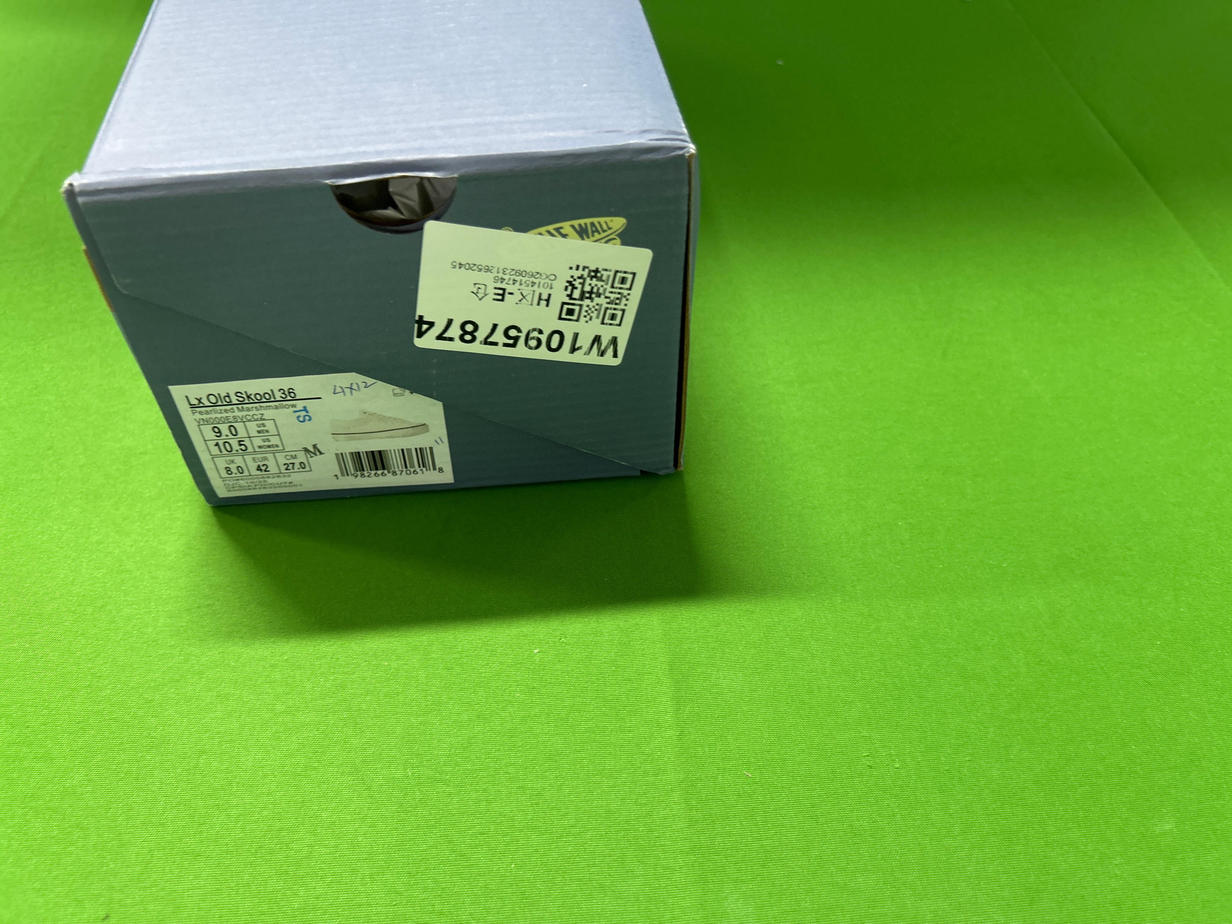 Foto QC 7 de Vans Knu Skool Black White VN0009QC65BT1