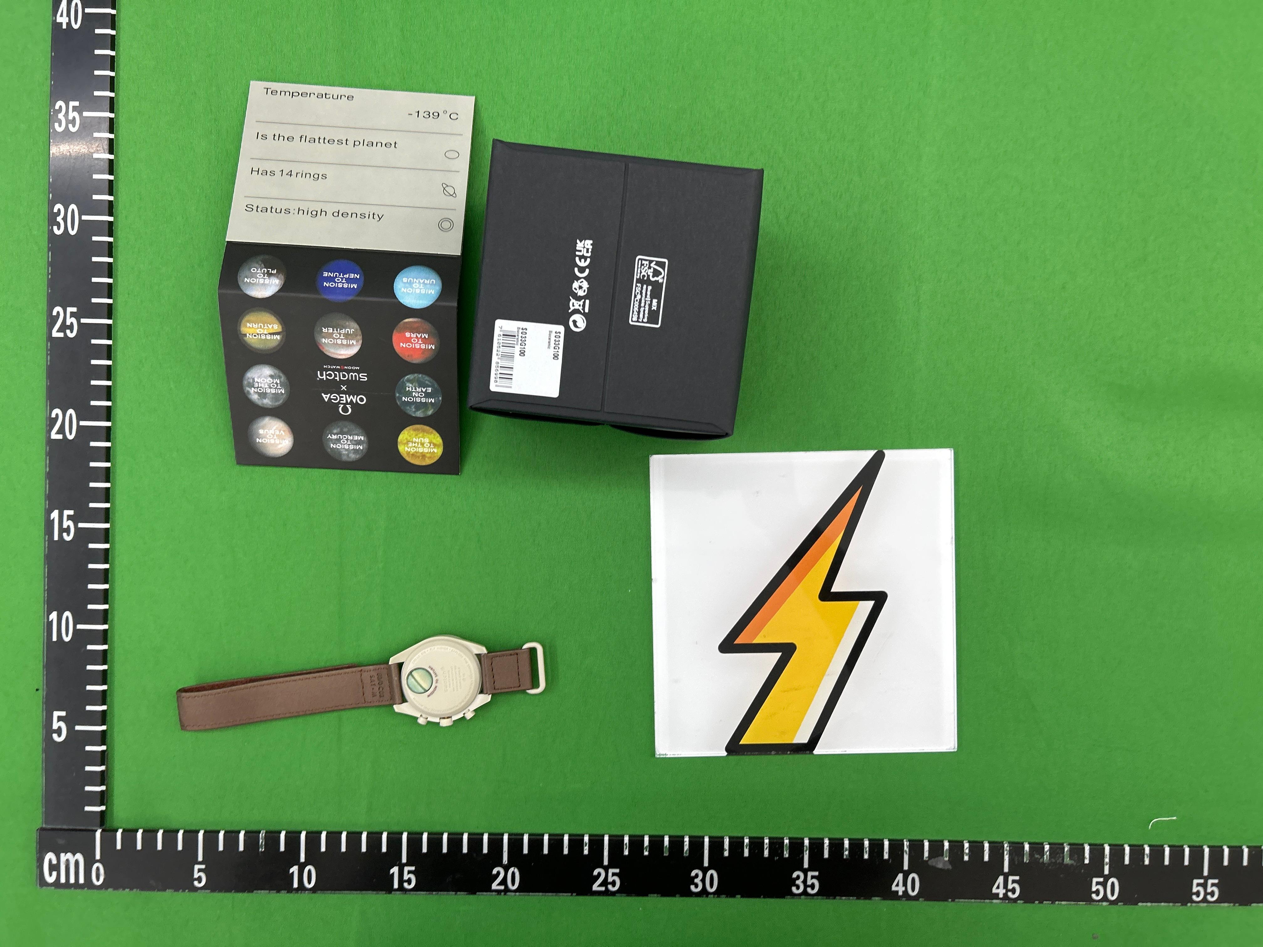 Foto QC 5 de Omega x Swatch Bioceramic MoonSwatch Mission to Jupiter SO33C100