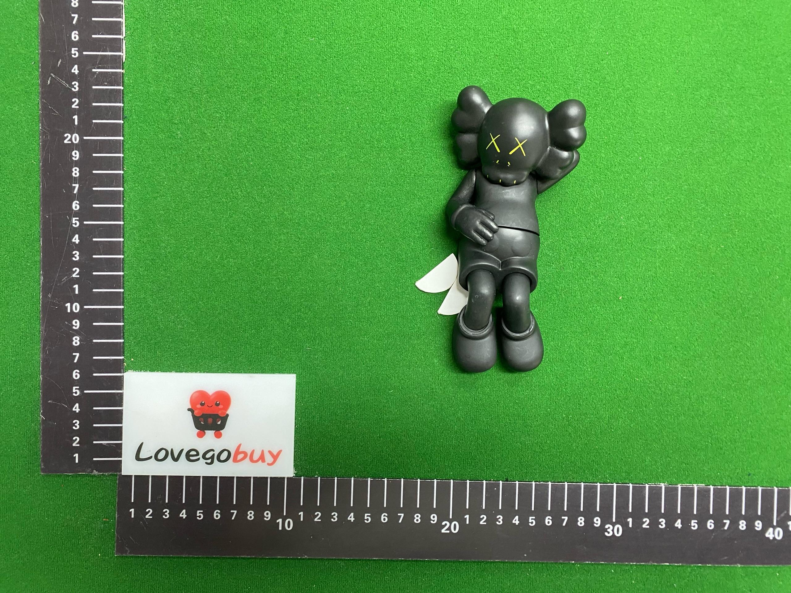 Foto QC 7 de KAWS Companion Sitting Covering Eyes Black PVC Figure