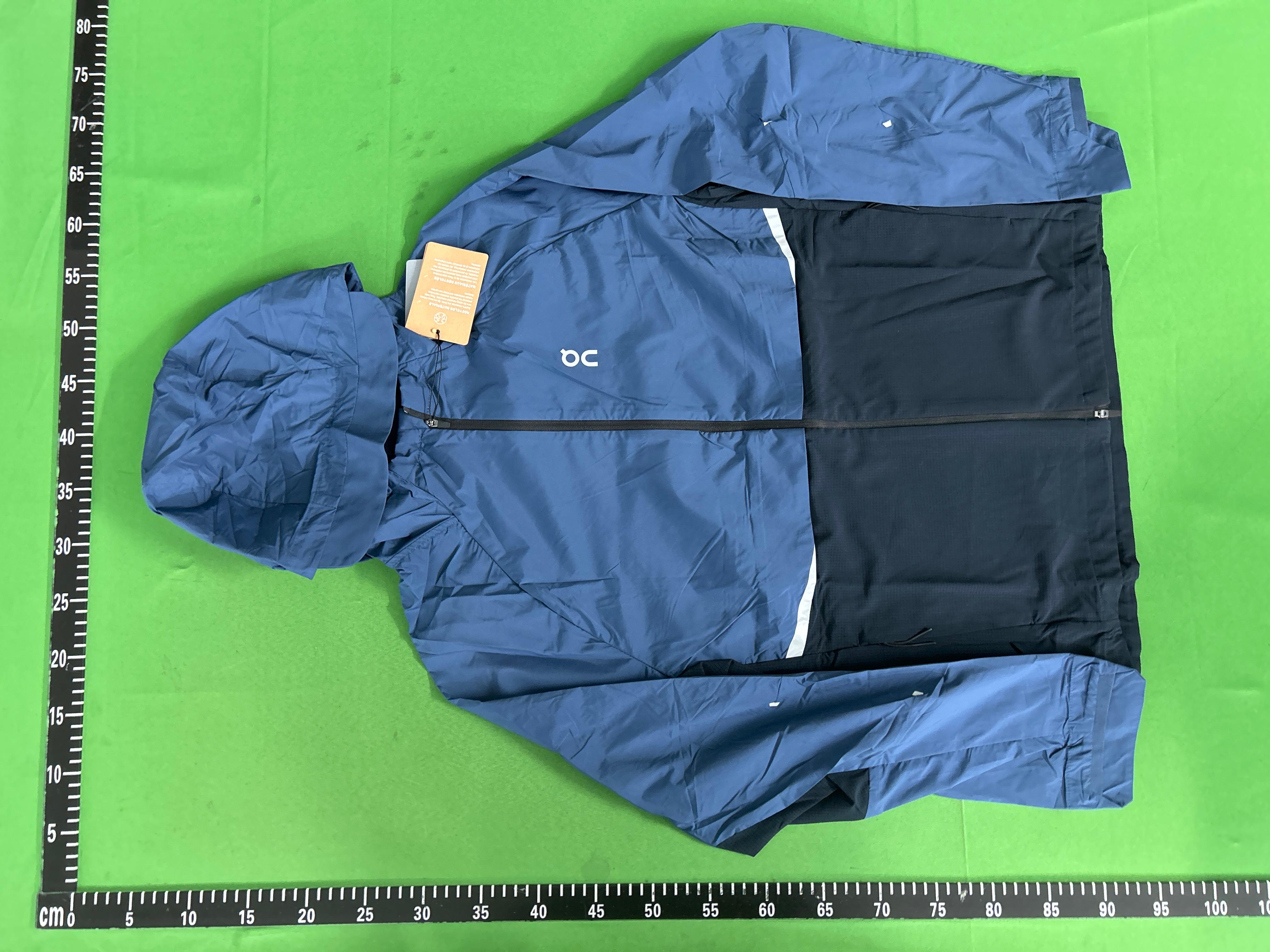 Foto QC 3 de On Tracksuit Set 2-Piece Grey