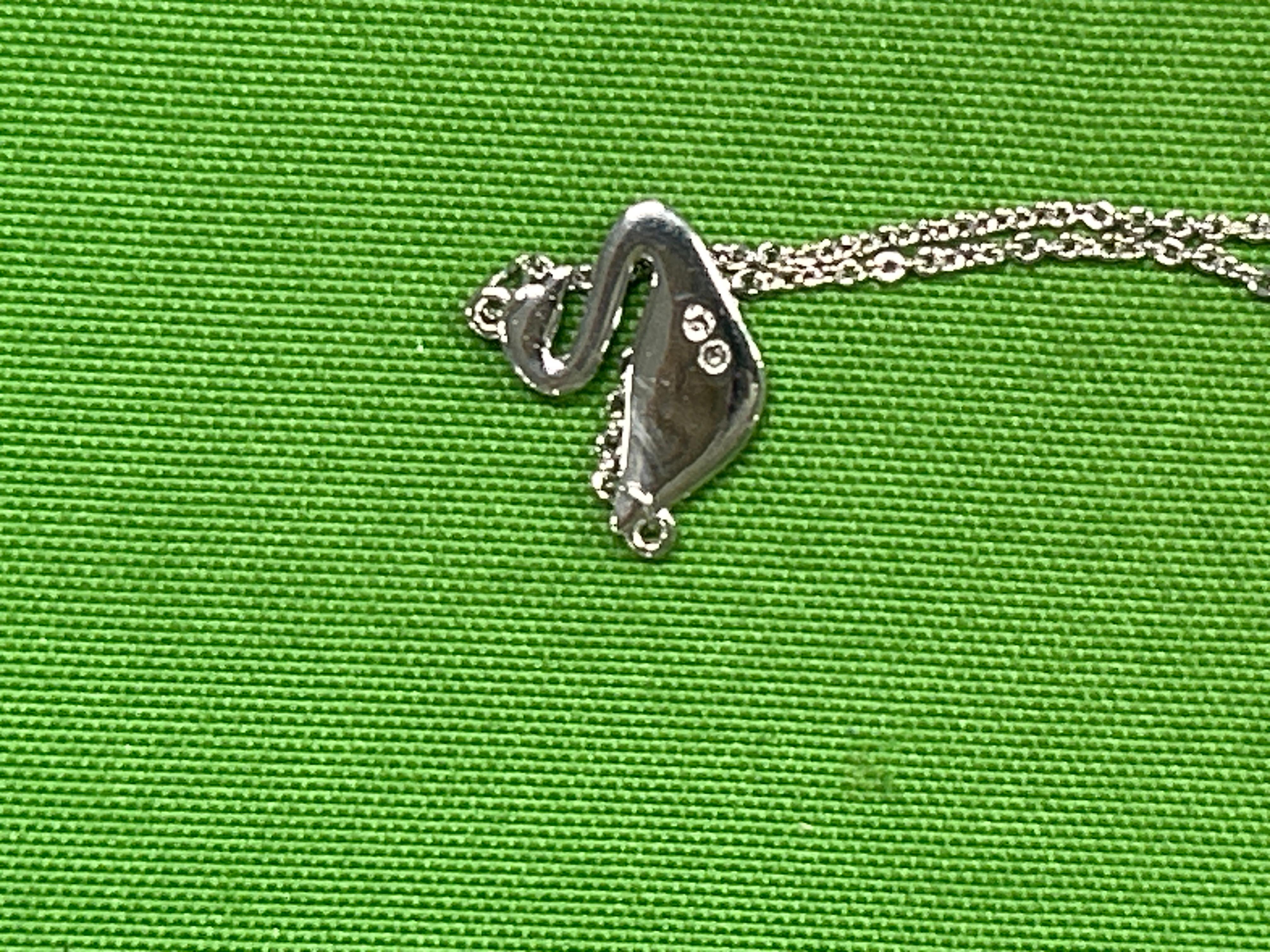 Foto QC 6 de Swarovski Iconic Swan Necklace Metal Crystal White