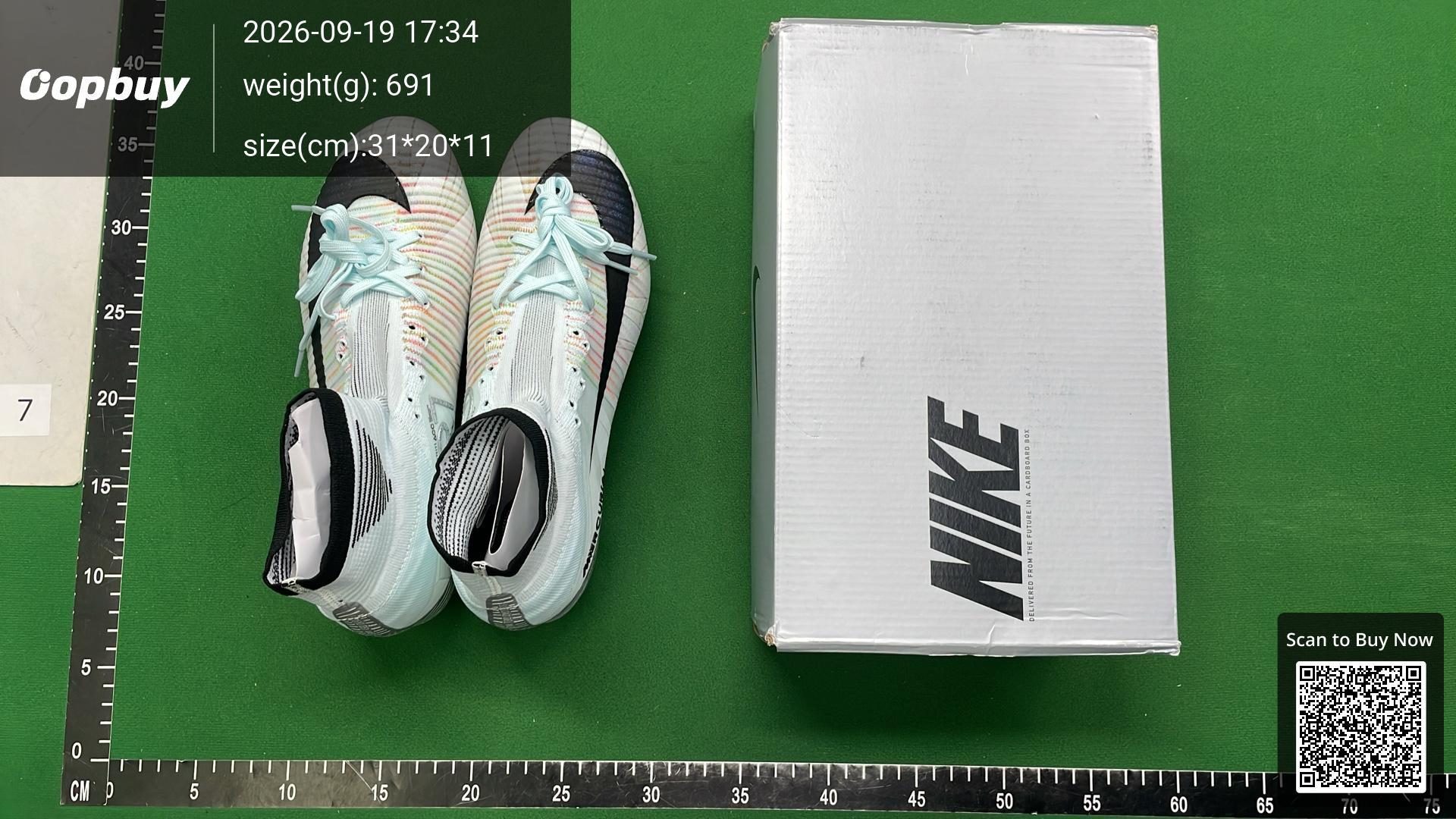 Foto QC 1 de Other Soccer Cleats High Gold