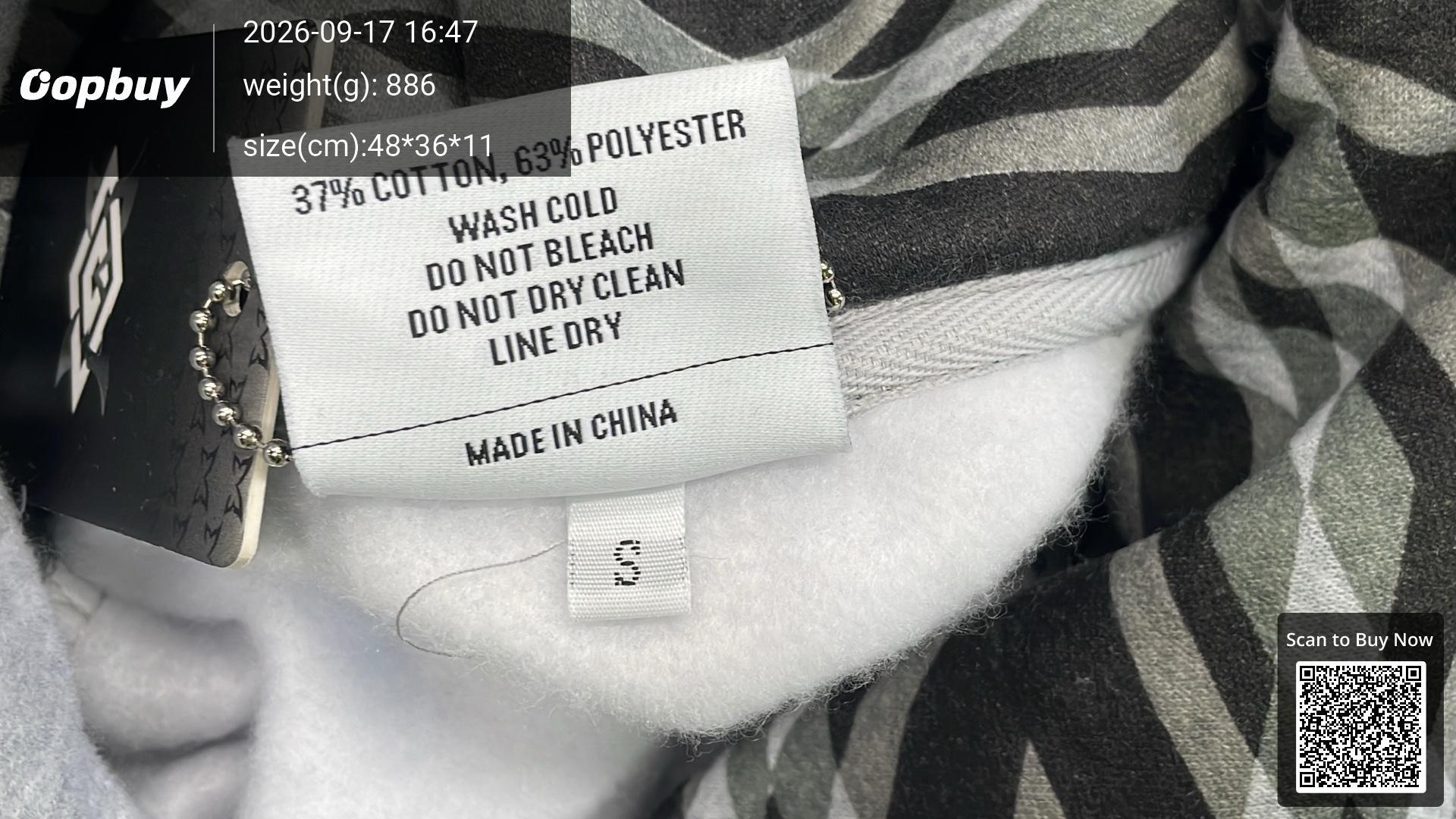 Foto QC 1 de Mertra Heavyweight Embroidered Zip Sweater Cream