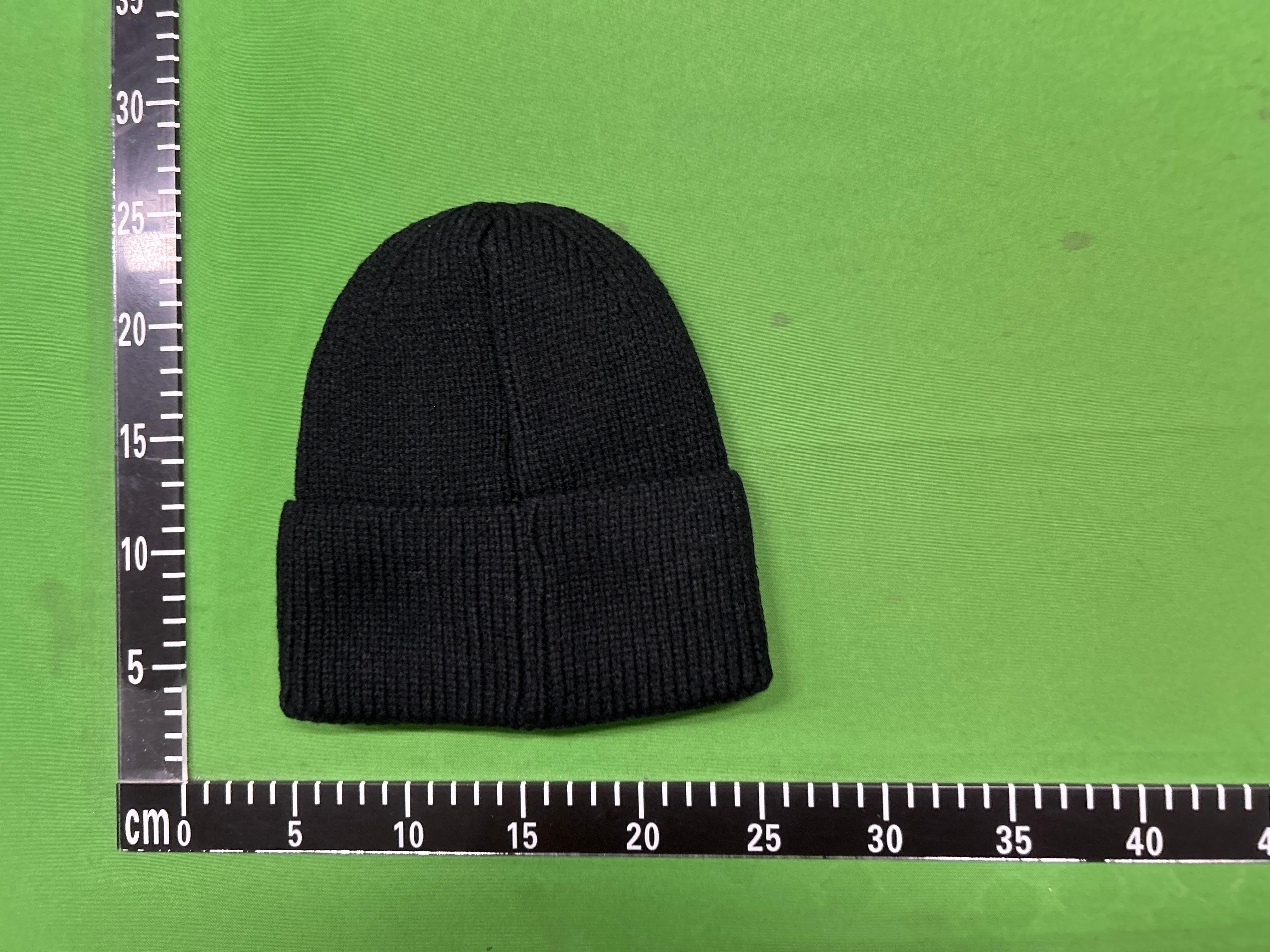 Foto QC 6 de C.P. Company Goggle Beanie Black