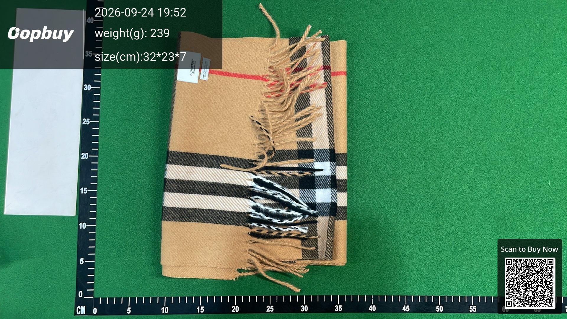 Foto QC 5 de Burberry Check Scarf Archive Beige