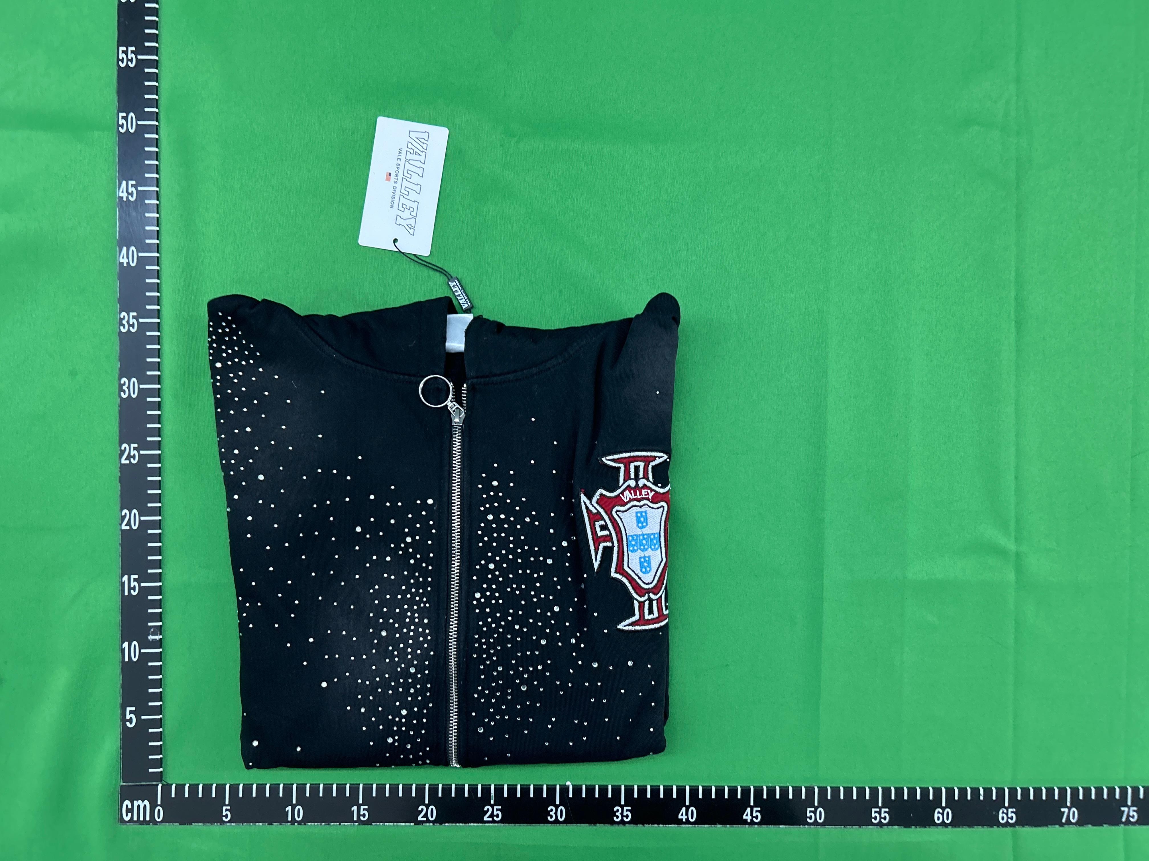 Foto QC 5 de Vale Forever Valley Dreams Zip Sweater Portugal Rhinestone Black