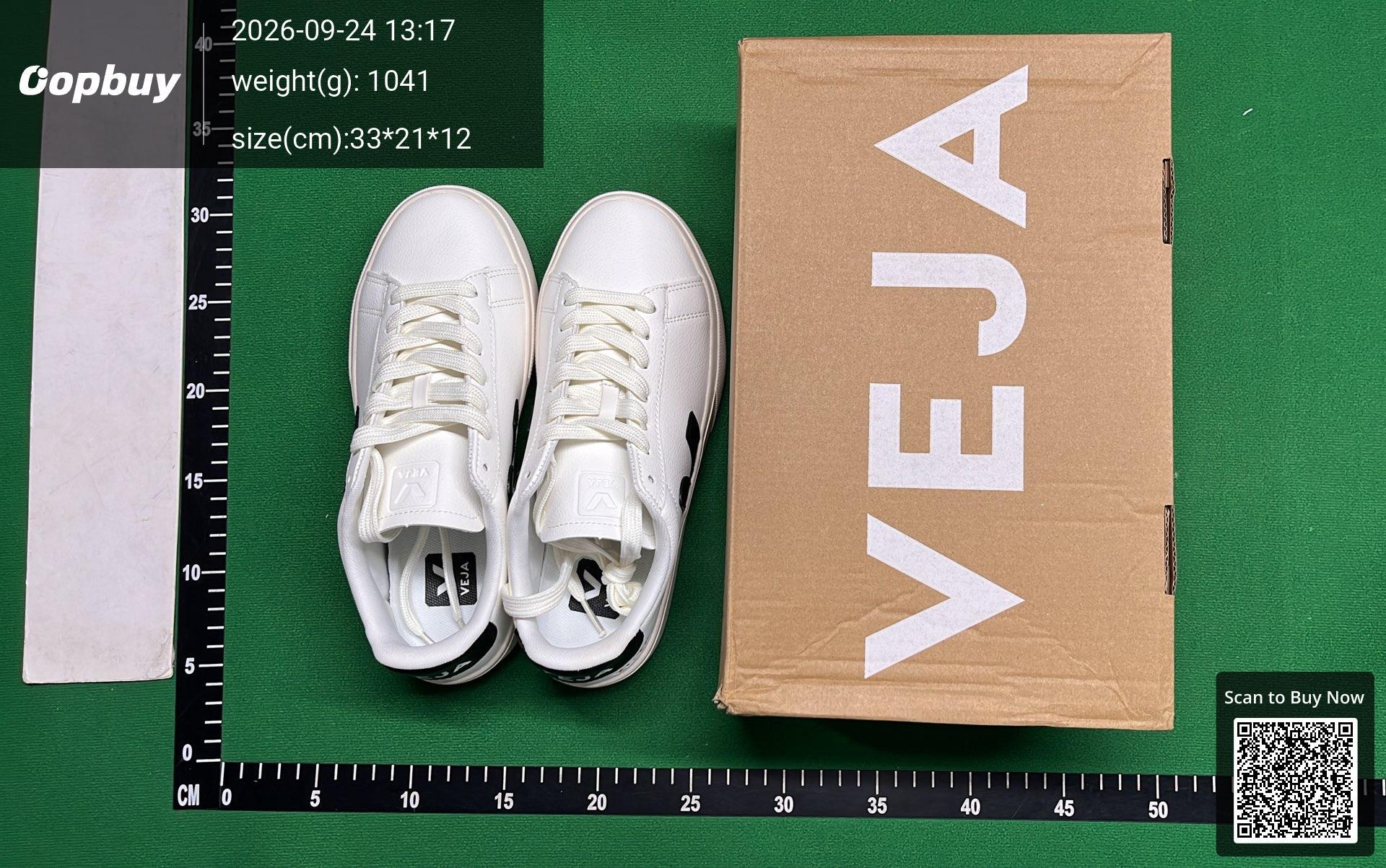 Foto QC 7 de Veja Campo Low ChromeFree Extra White Natural Suede CP052429