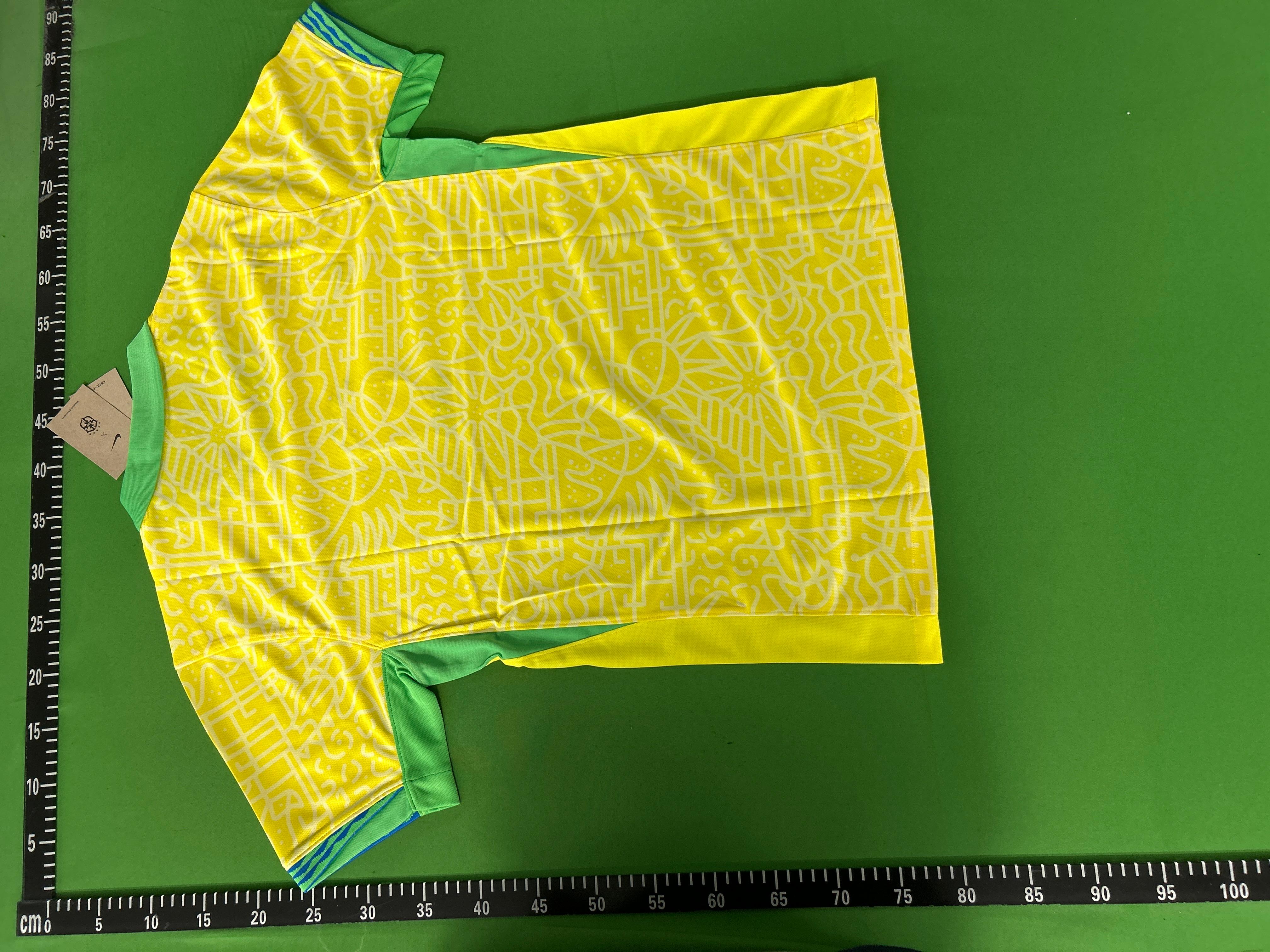 Foto QC 8 de Fourteen x Cameroon 2025 Home Jersey Red