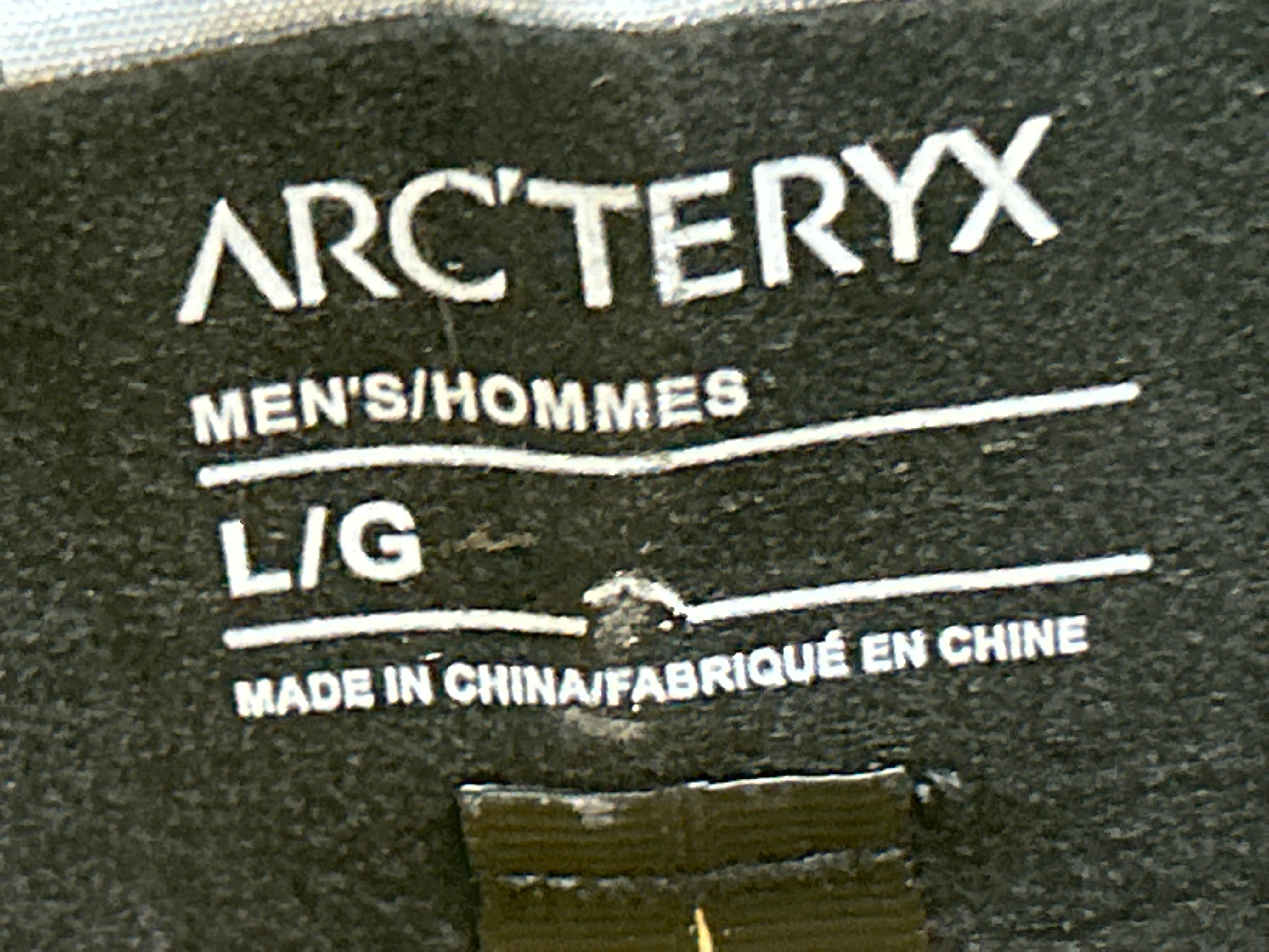 Foto QC 2 de Arcteryx Hooded Jacket Black