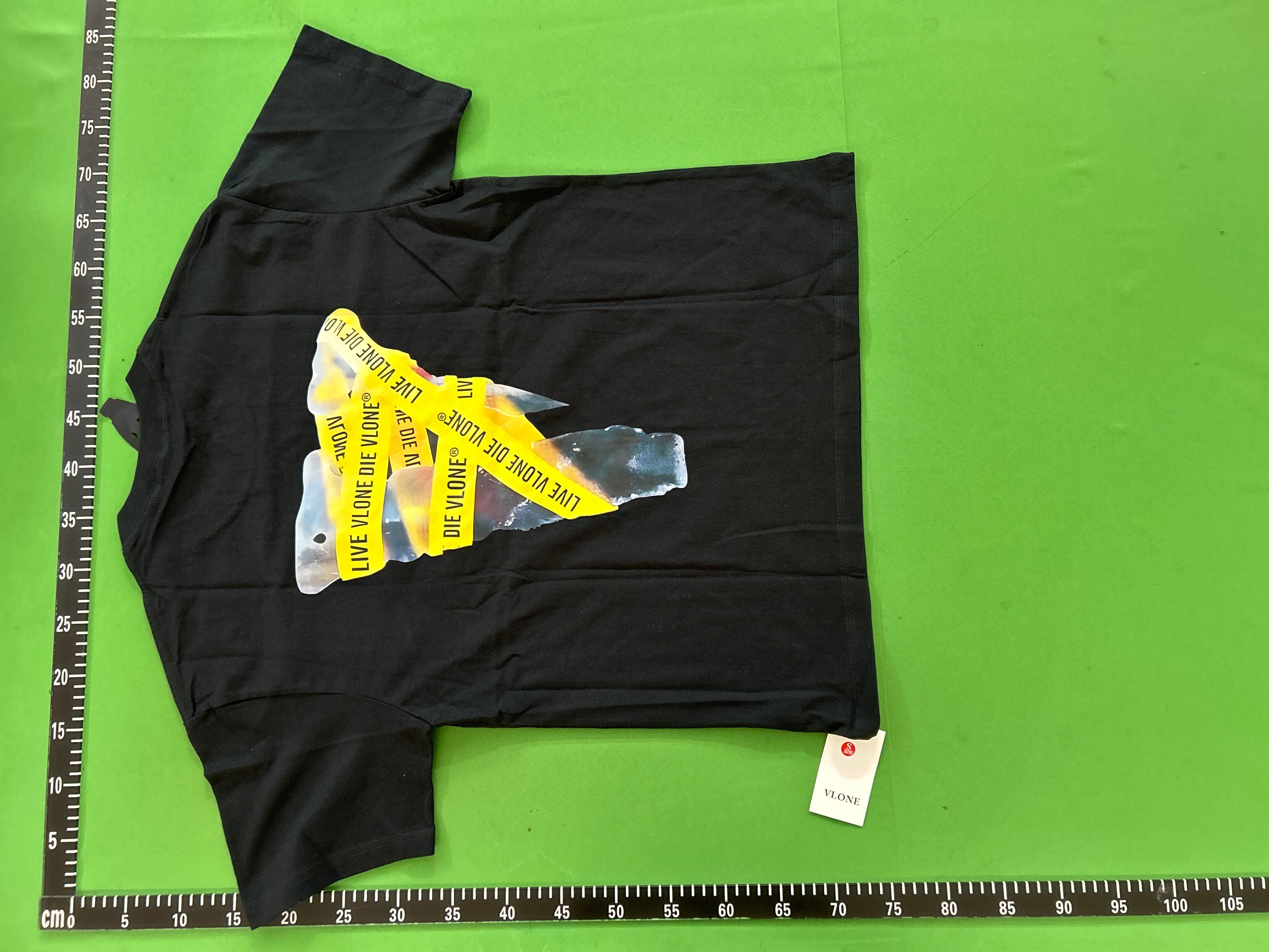 Foto QC 3 de Vlone T-shirt Nails Logo Black