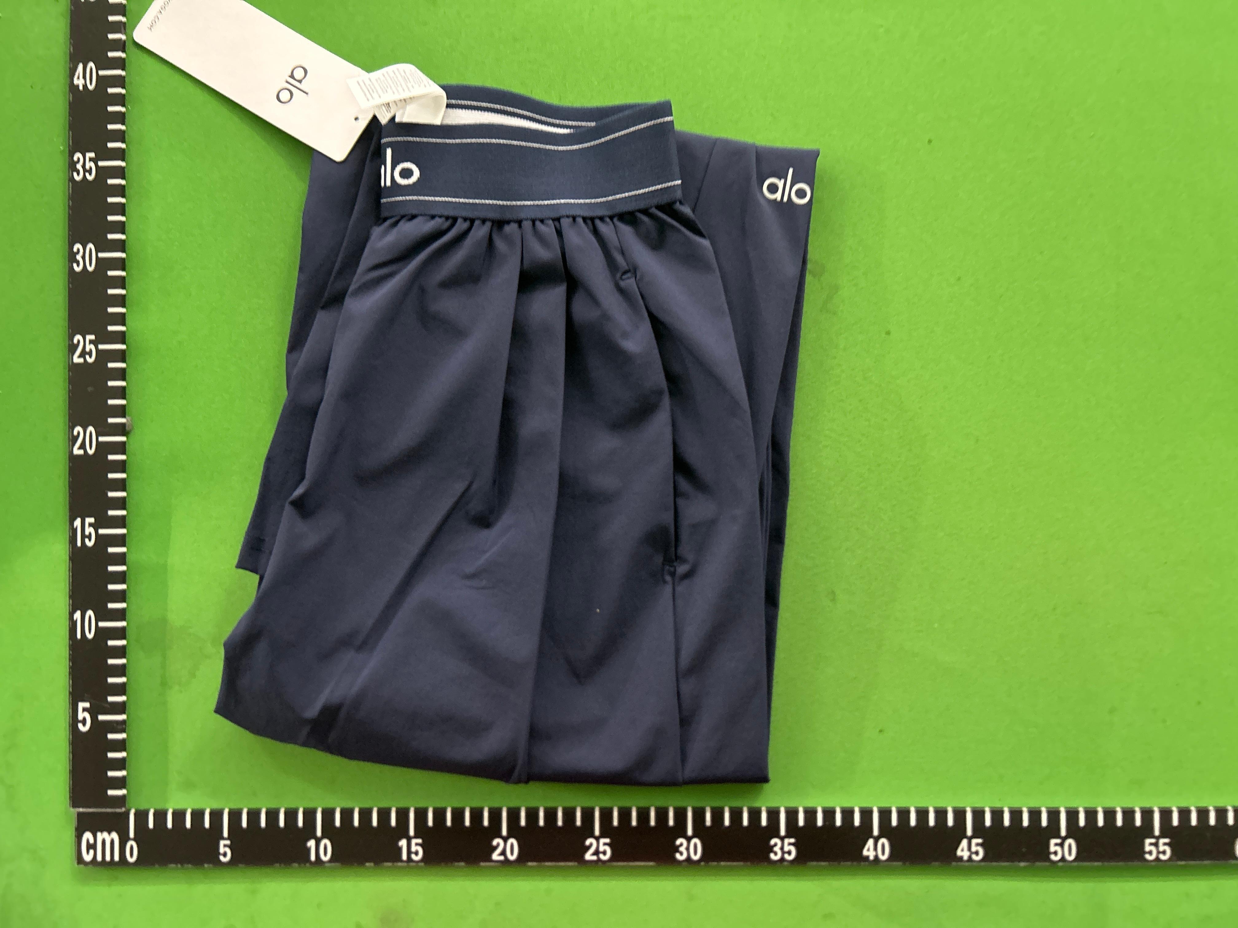 Foto QC 1 de Alo Yoga Airlift Suit Up Set 2-Piece Lilac Blue