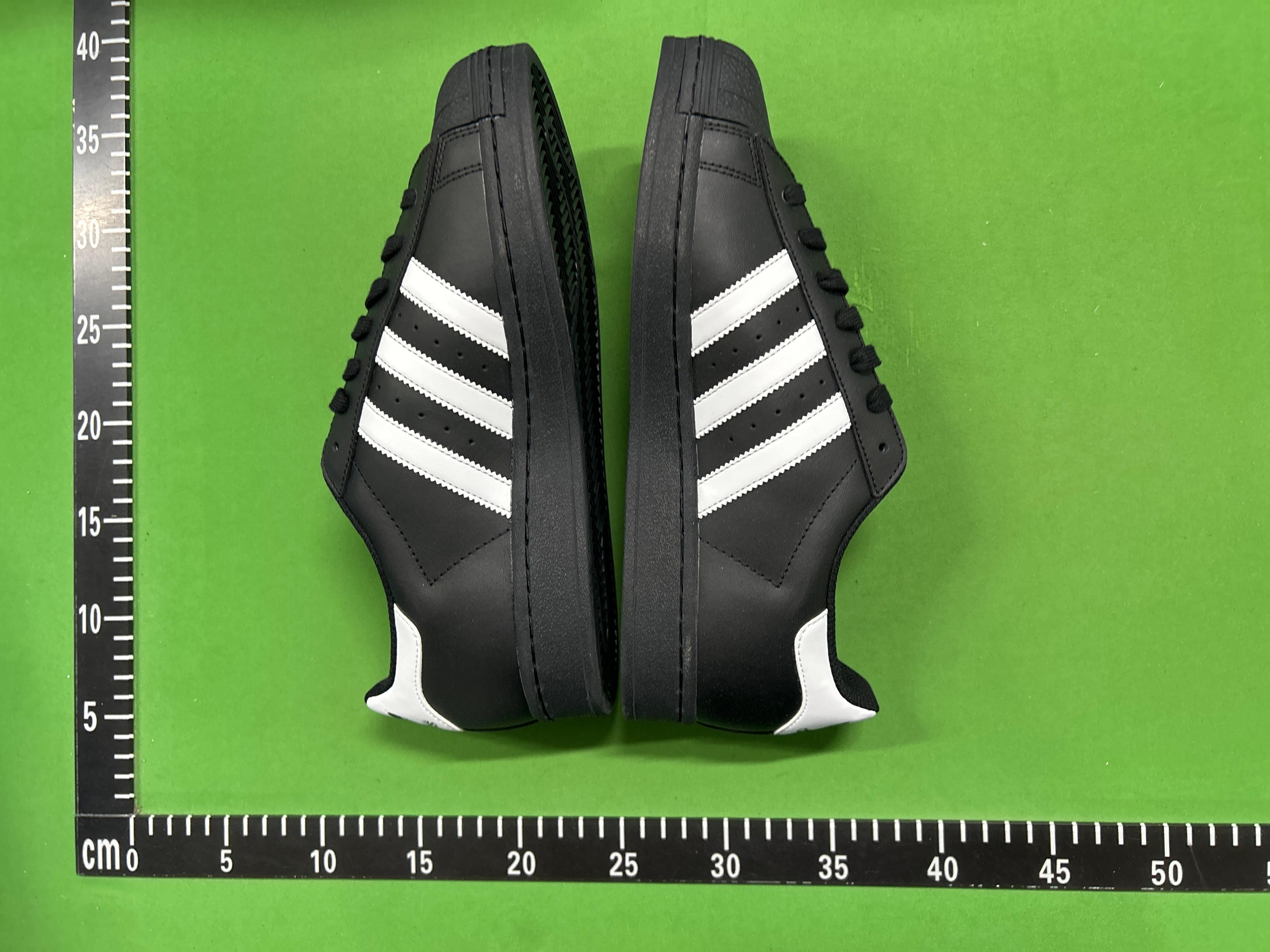 Foto QC 4 de adidas Superstar Low Core Black White EG4959