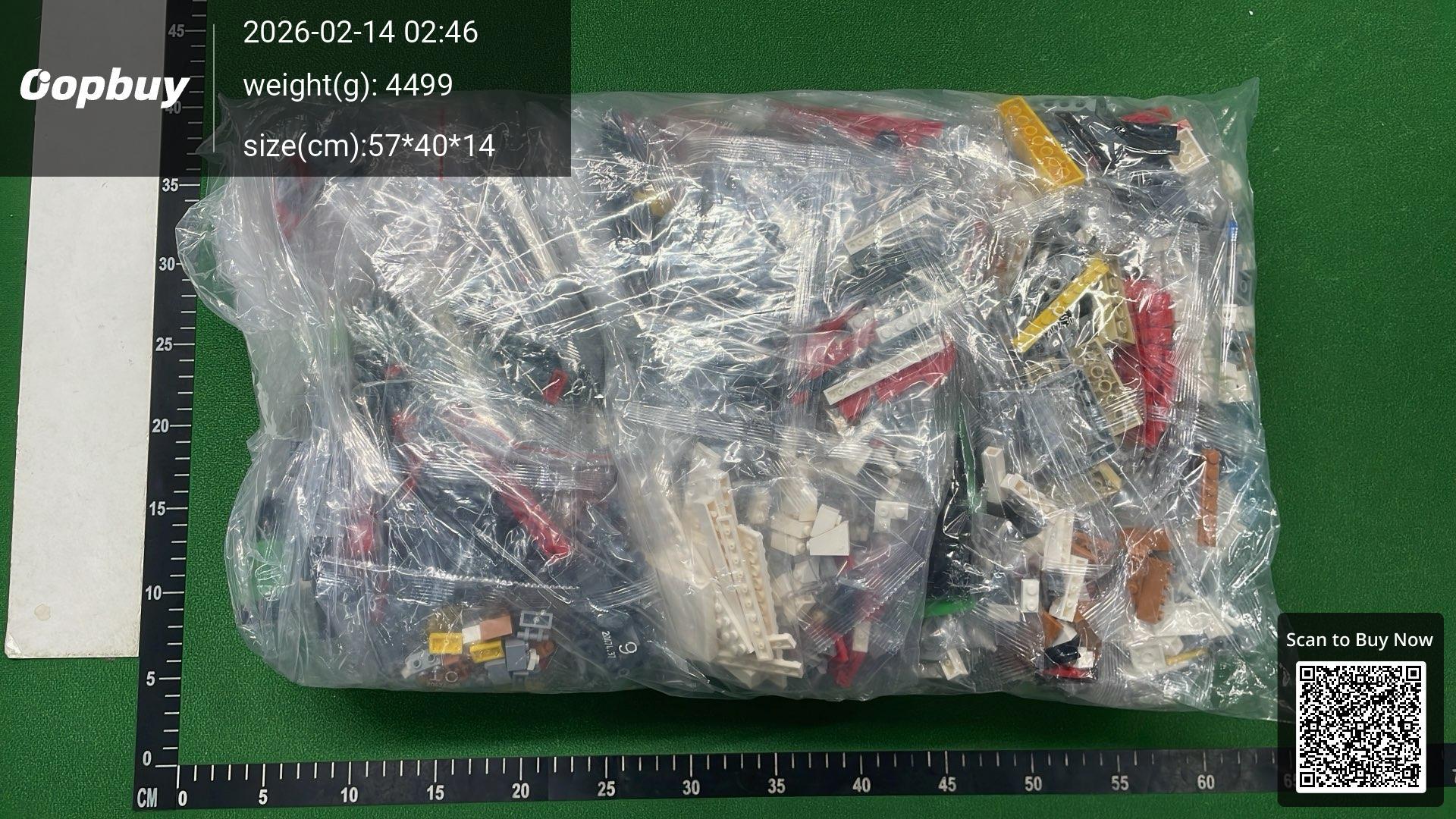 Foto QC 5 de LEGO Porsche 911 RSR Technic Building Set