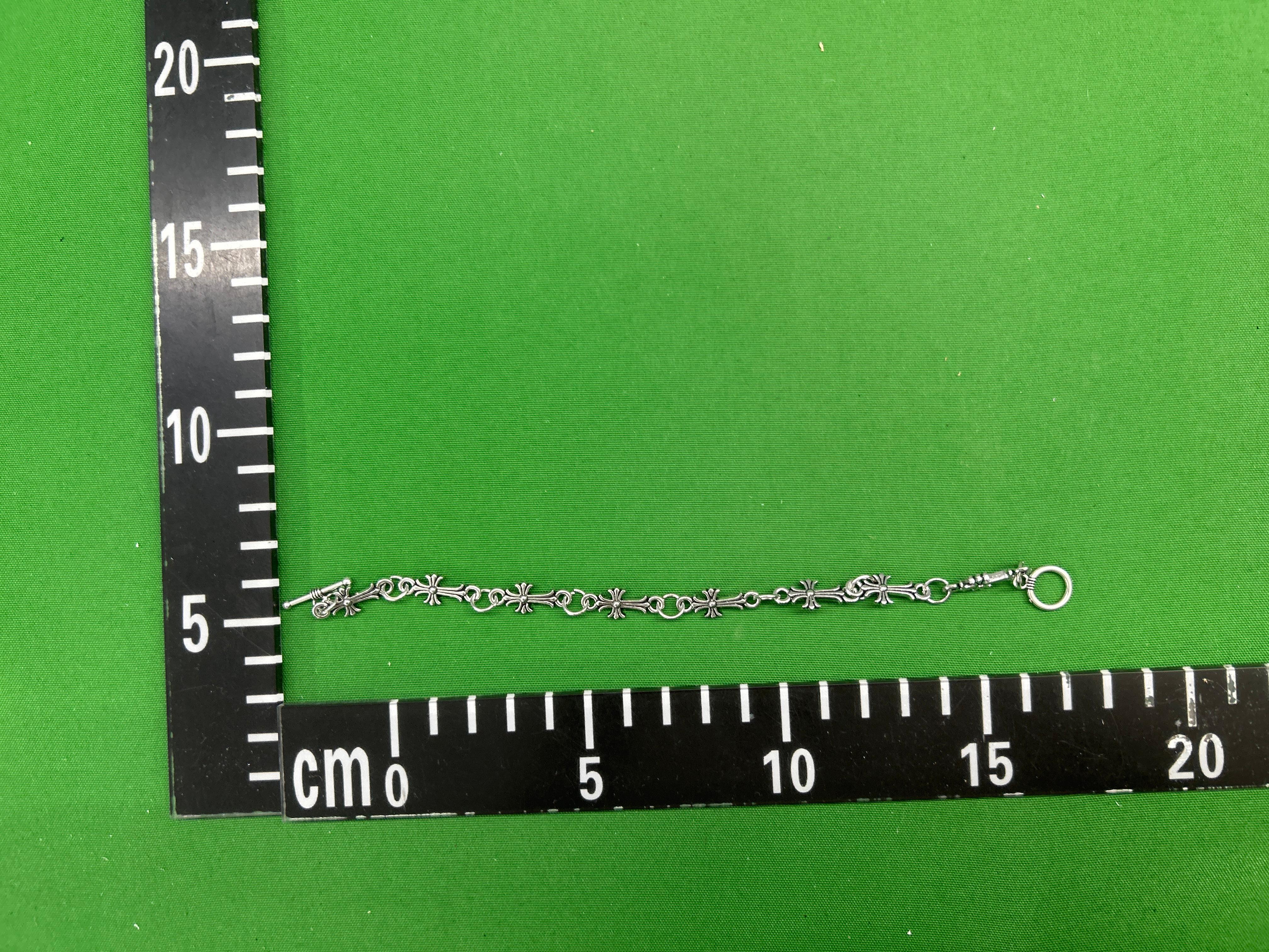 Foto QC 3 de Chrome Hearts Cross Necklace Silver