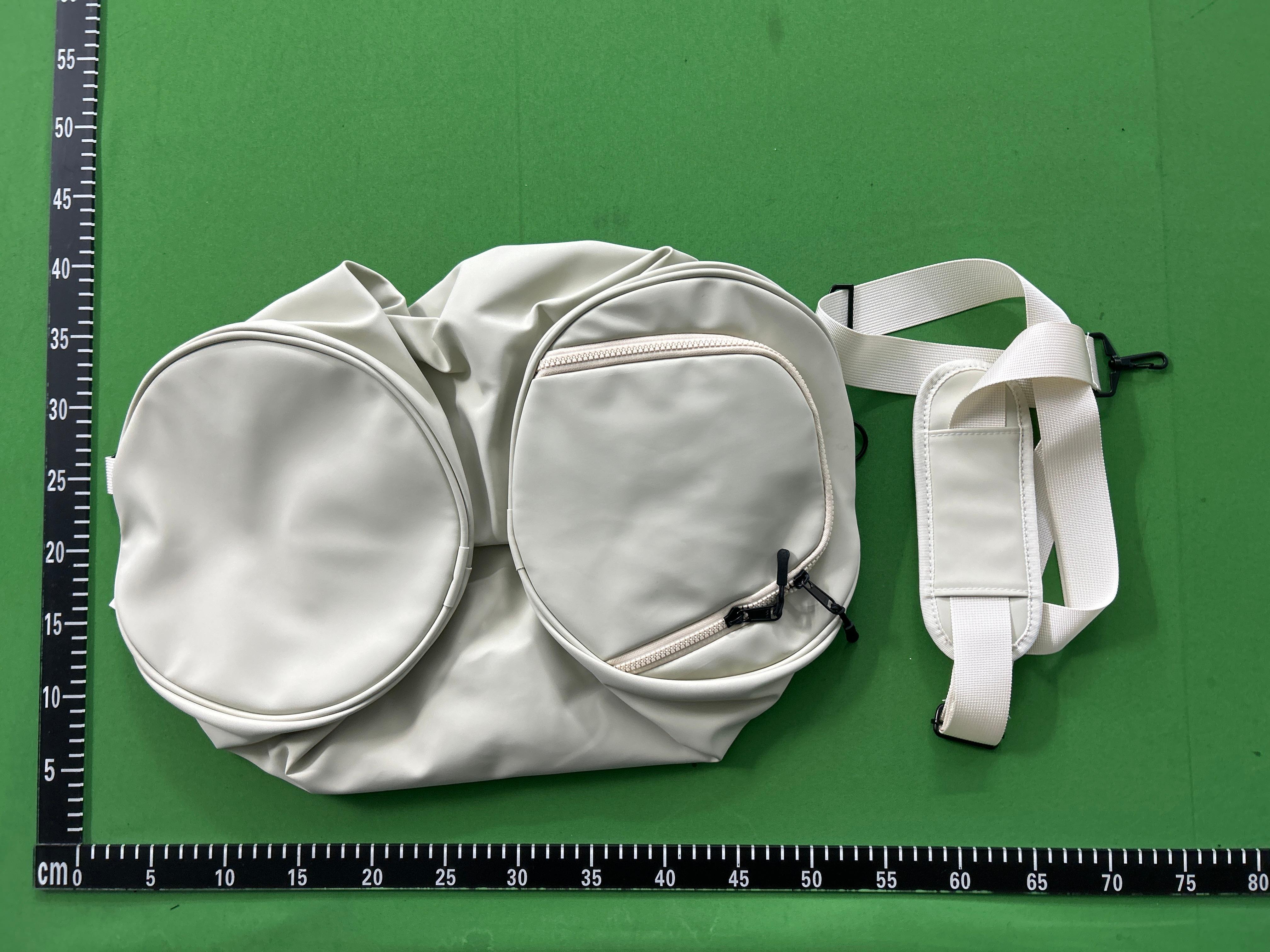 Foto QC 5 de Fear of God Essentials Duffel Bag Large Tan