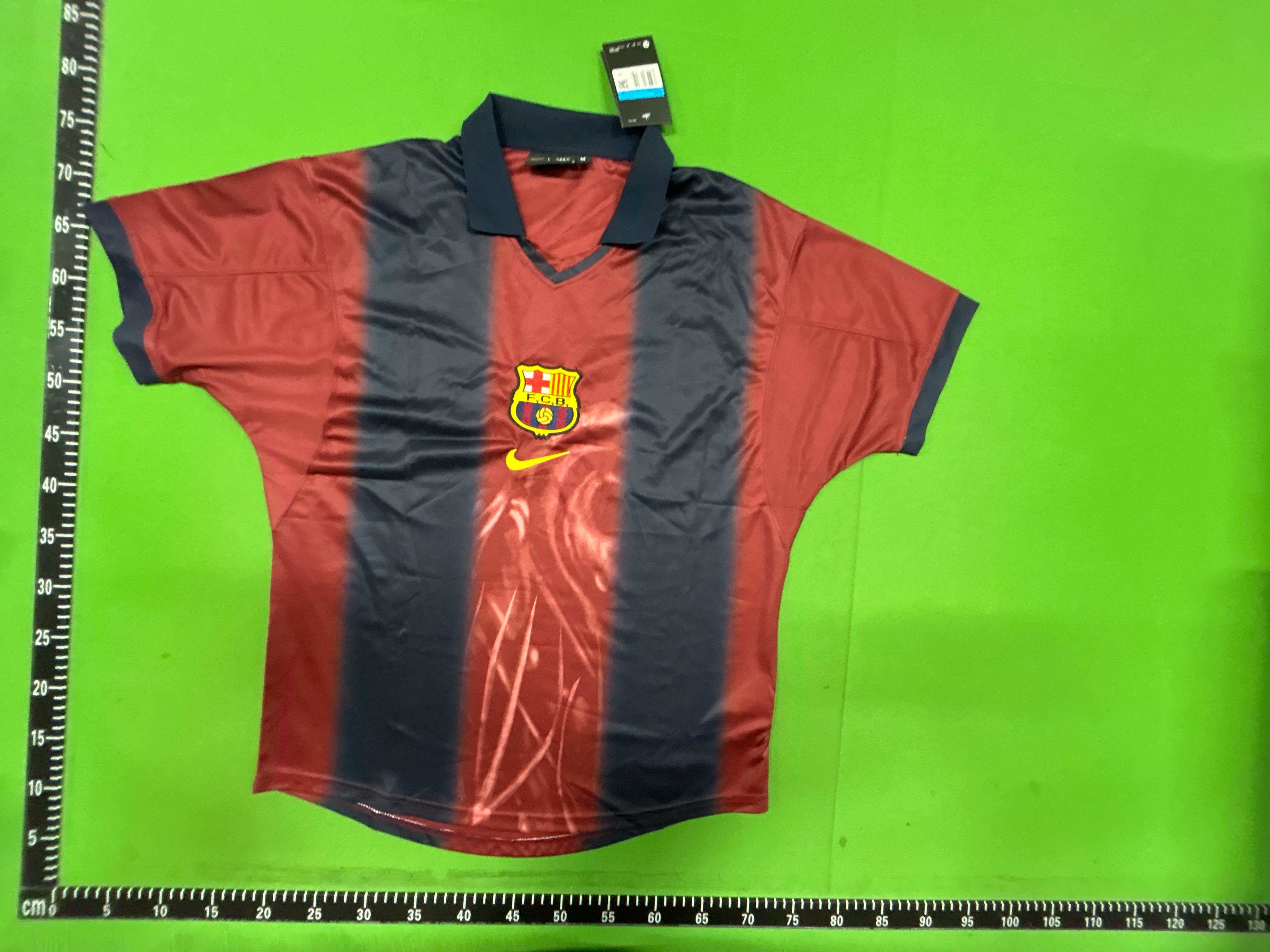 Foto QC 3 de Travis Scott x Nike x FC Barcelona Retro 2000/01 Home Skeleton Jersey Multicolor
